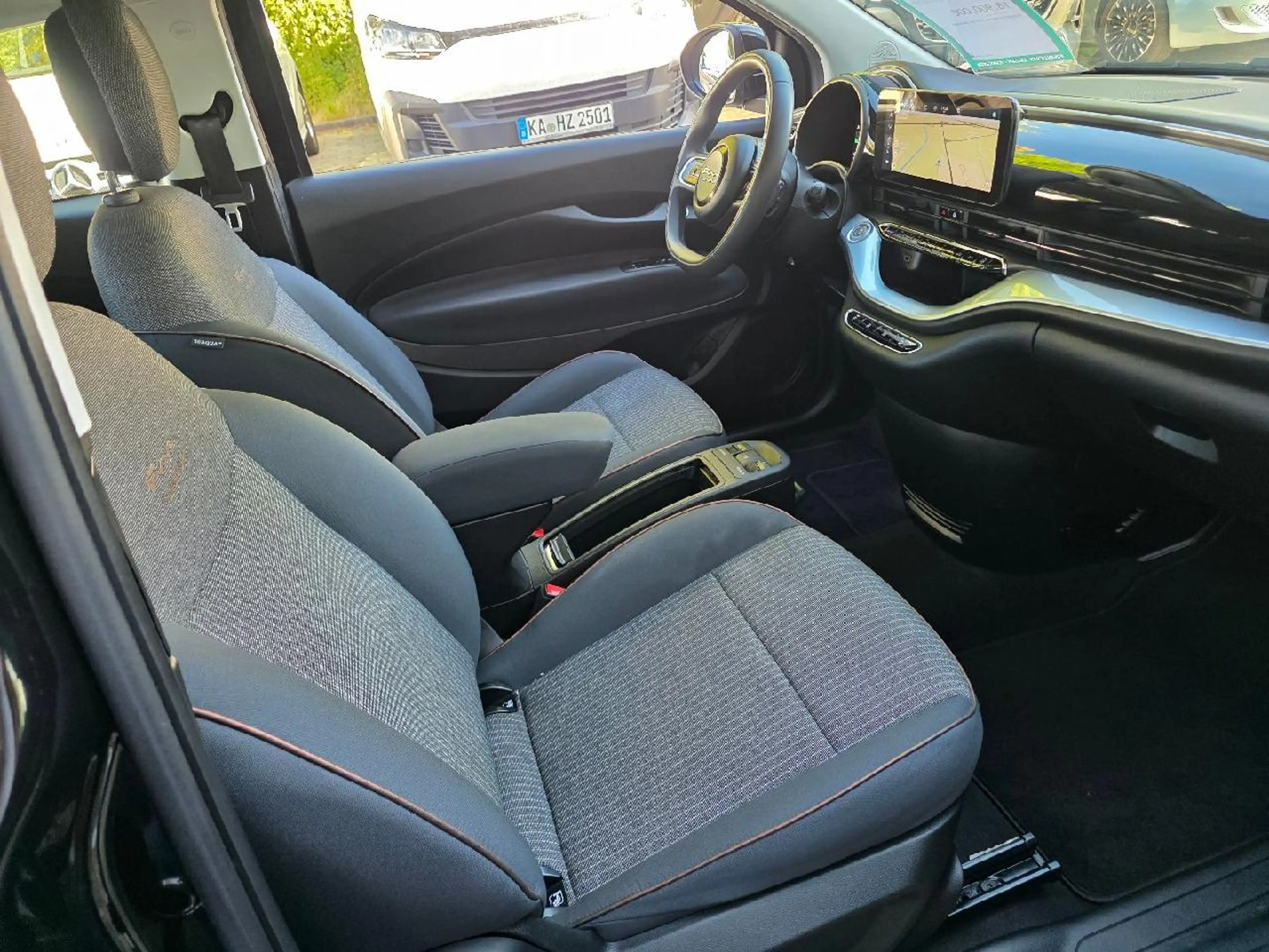 Fiat 500e 3+1 Icon — photo 11