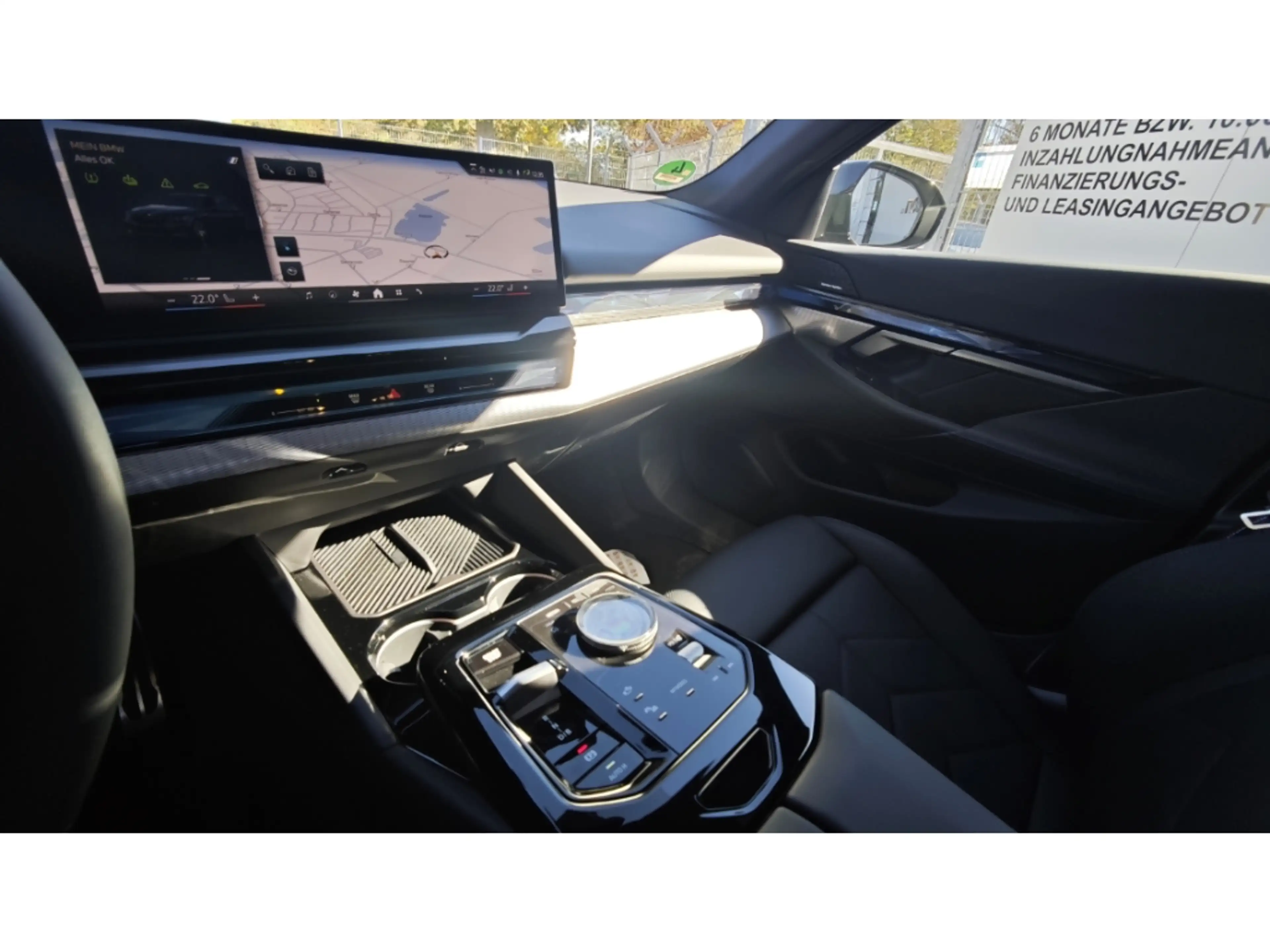 BMW i5 eDrive40 Touring Sportpaket Navi Digitales Cockpit — photo 11