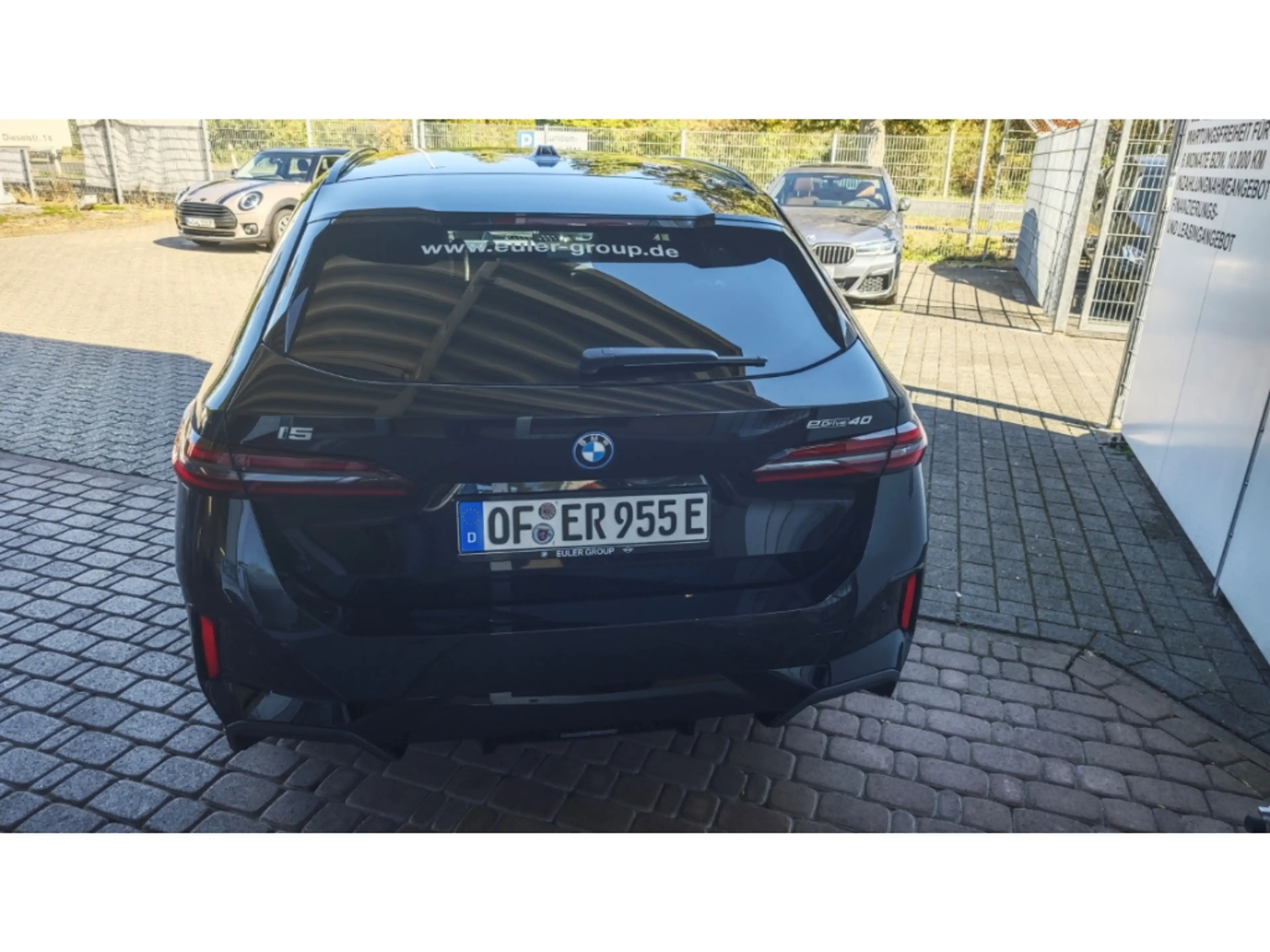 BMW i5 eDrive40 Touring Sportpaket Navi Digitales Cockpit — photo 6
