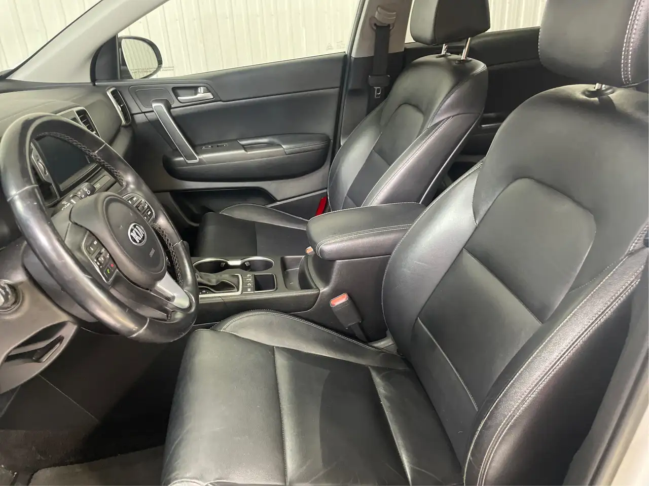 Kia Sportage снимка Kia Sportage