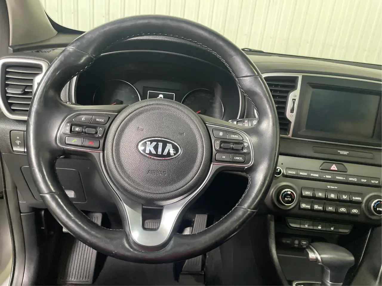 Kia Sportage снимка Kia Sportage