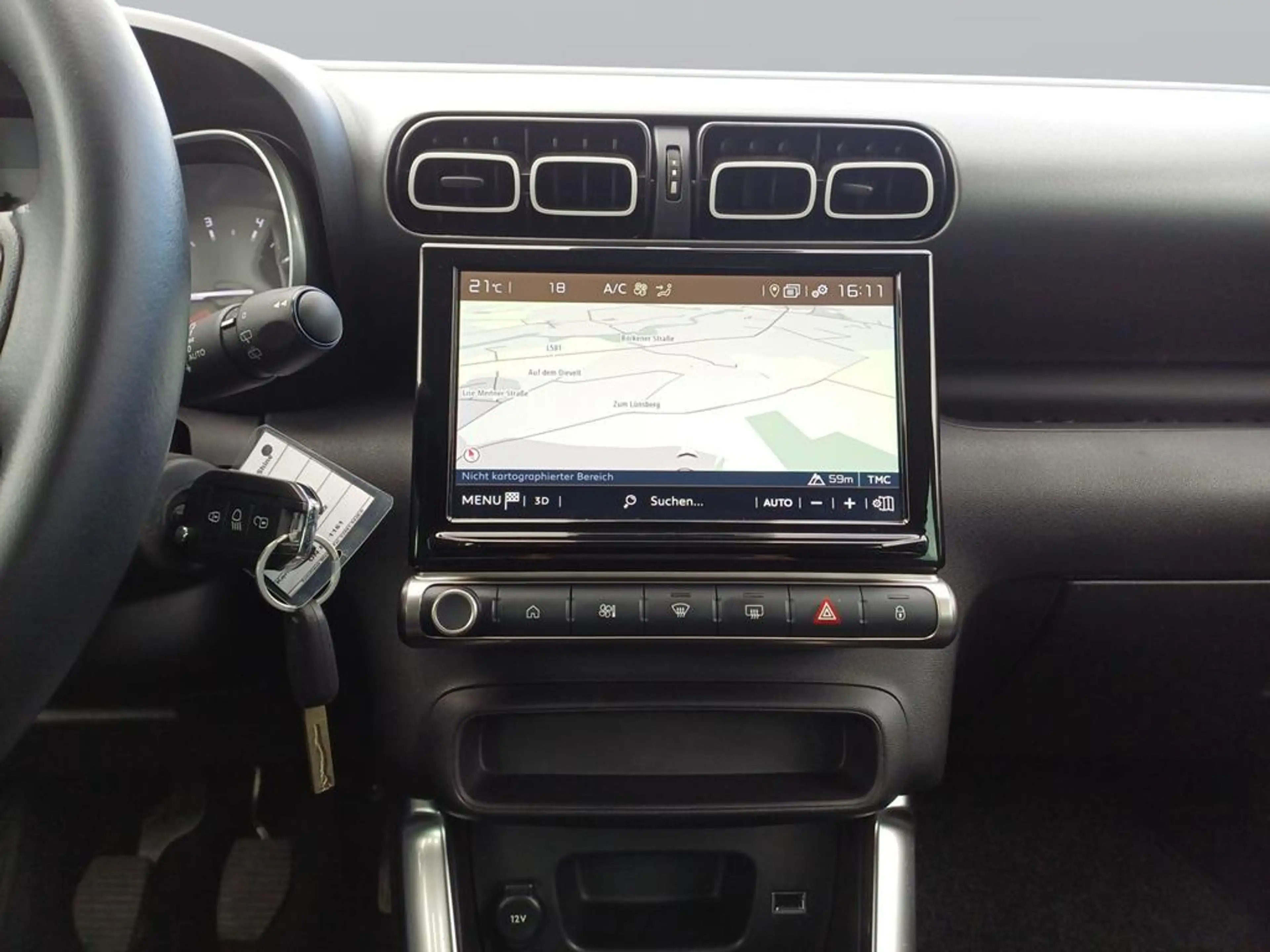 Citroen C3 Aircross PureTech 110 S&S Shine — photo 11