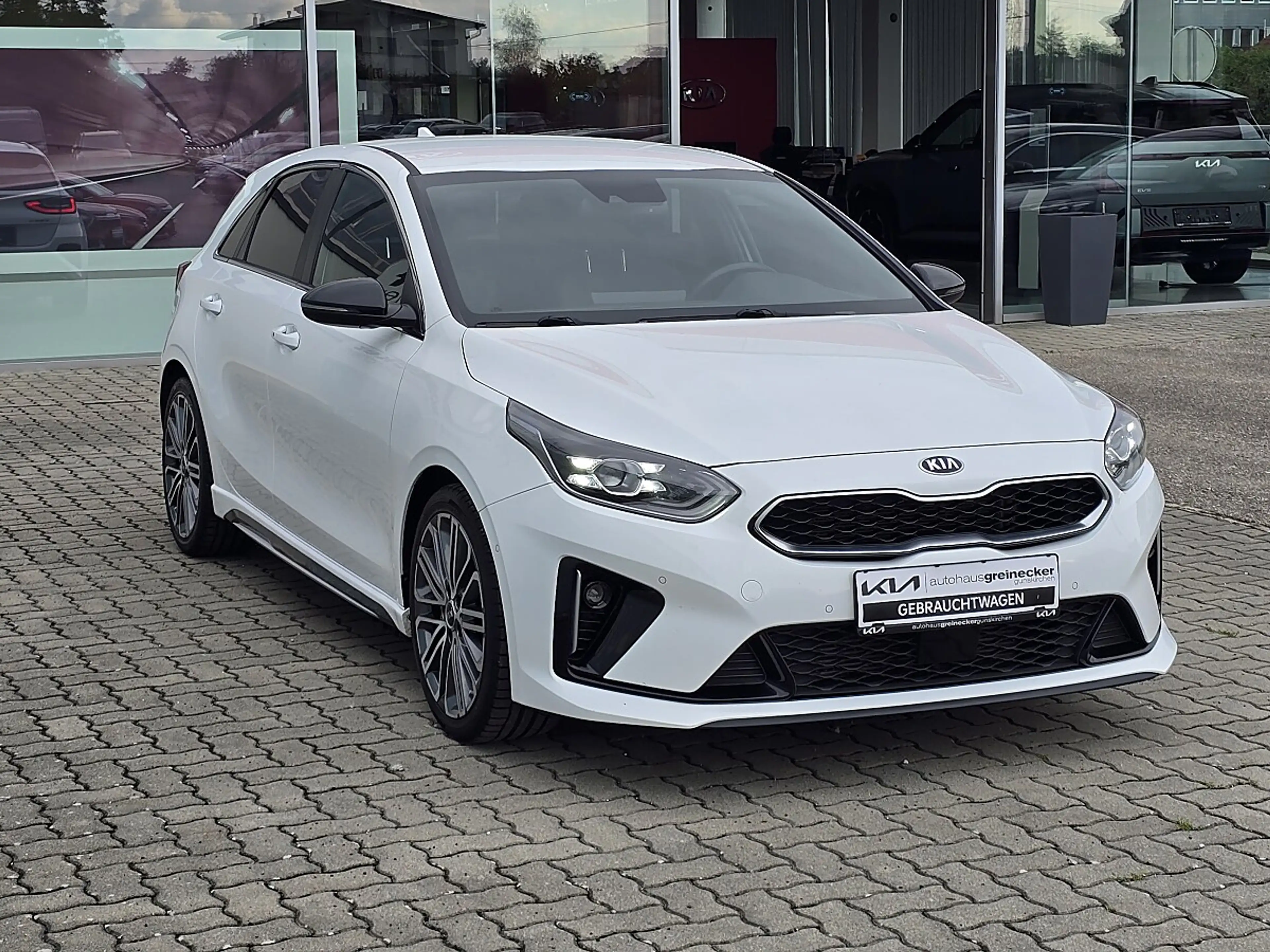 Kia Ceed / cee'd ceed 1,4 TGDI GPF GT-Line DCT Aut. inkl. AHV — photo 2