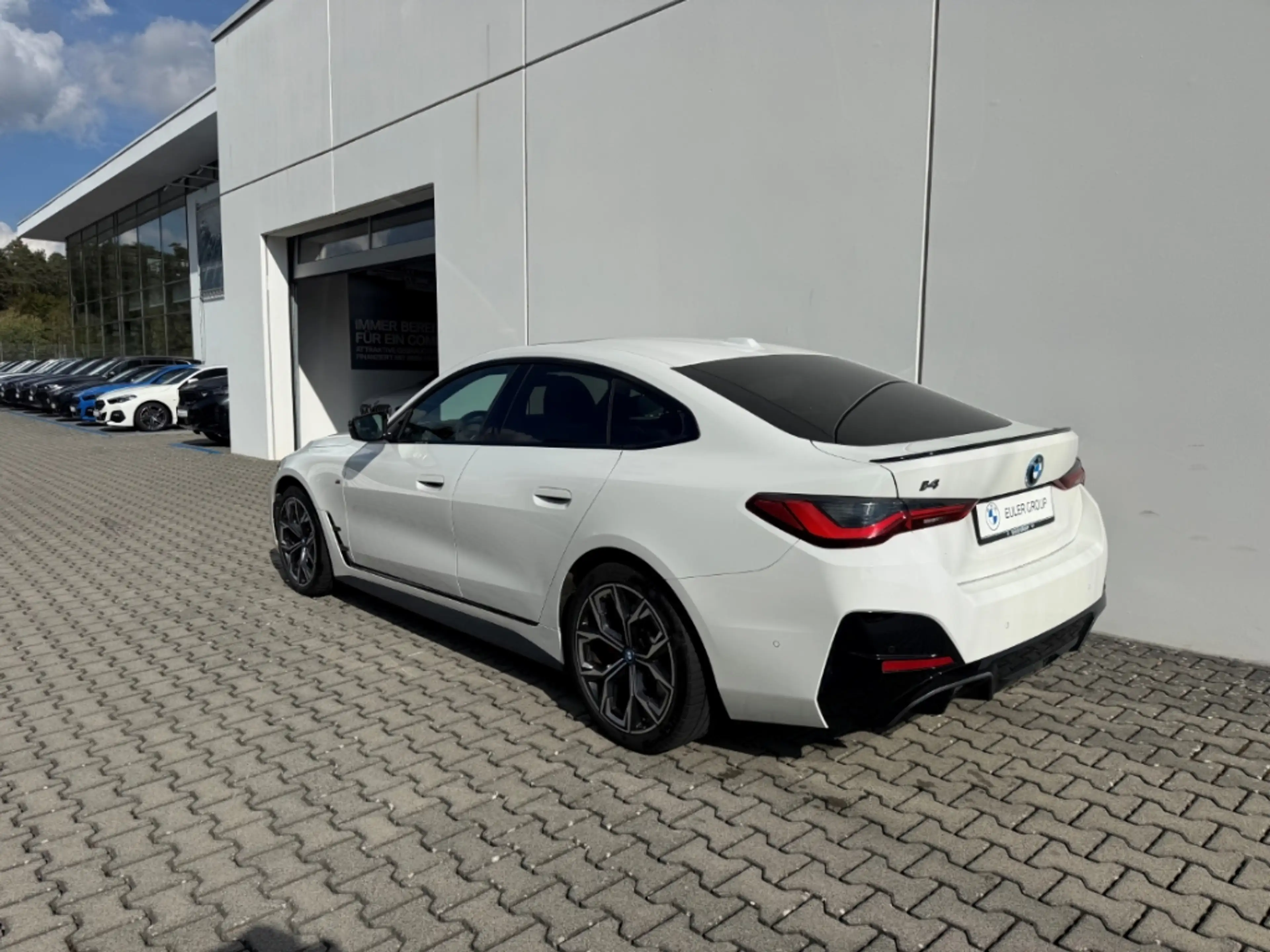 BMW i4 Gran Coupe Sportpaket AD AHK-klappbar Memory Sitze — photo 4