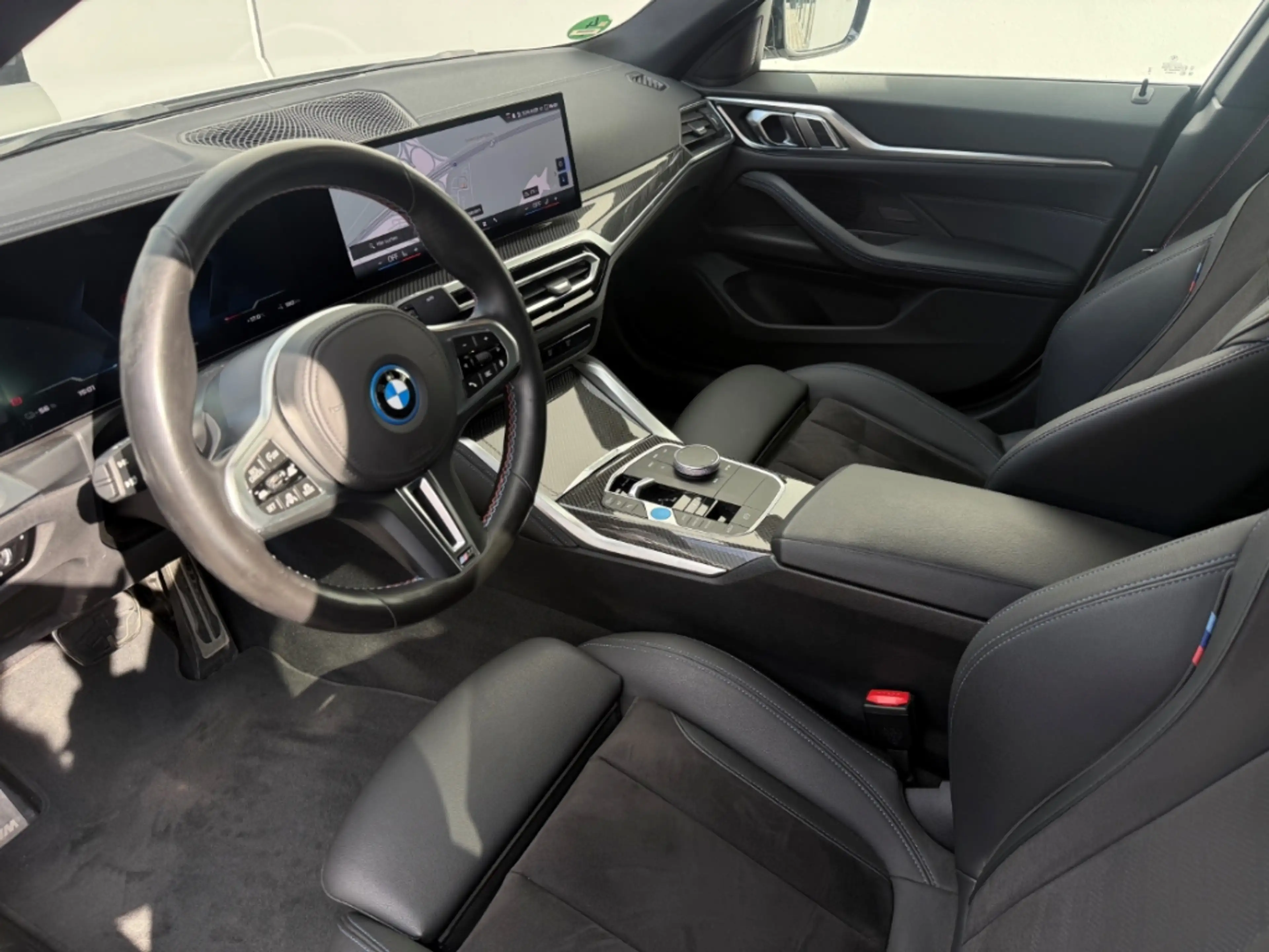BMW i4 Gran Coupe Sportpaket AD AHK-klappbar Memory Sitze — photo 6