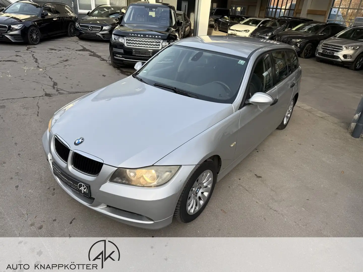 BMW 320 320 d Touring DPF Autom./Klima/el.Sitzv./BC/eFH. Silber - 2