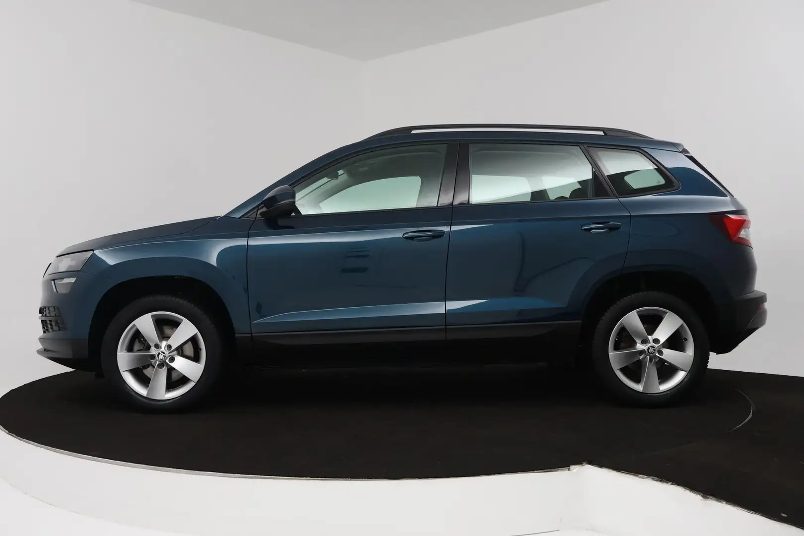Skoda Karoq 1.5 TSI ACT Ambition Business (ACHTERUITRIJCAMERA, Blauw - 2