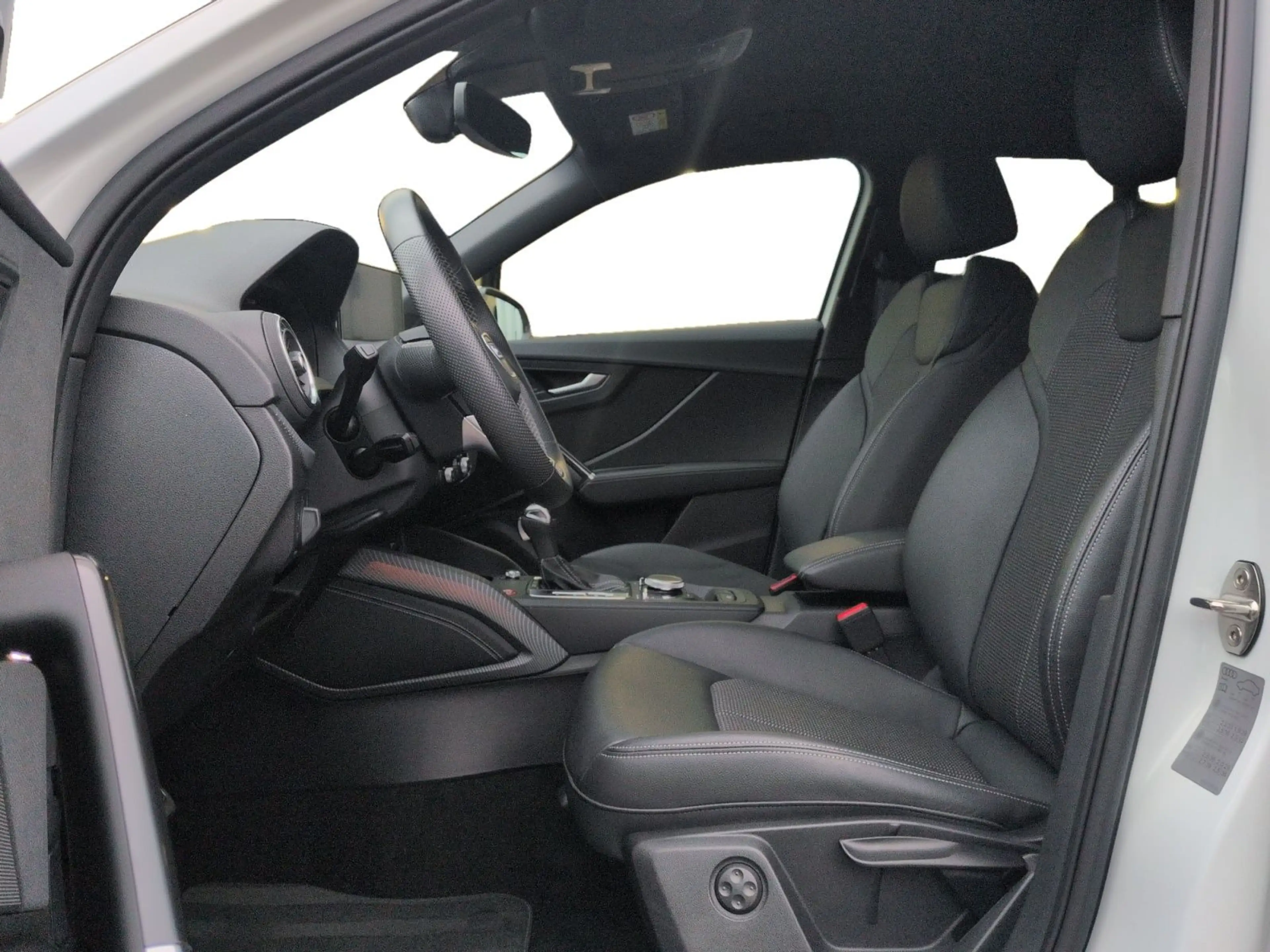 Audi SQ2 TFSI 221(300) kW(PS) S tronic — photo 8