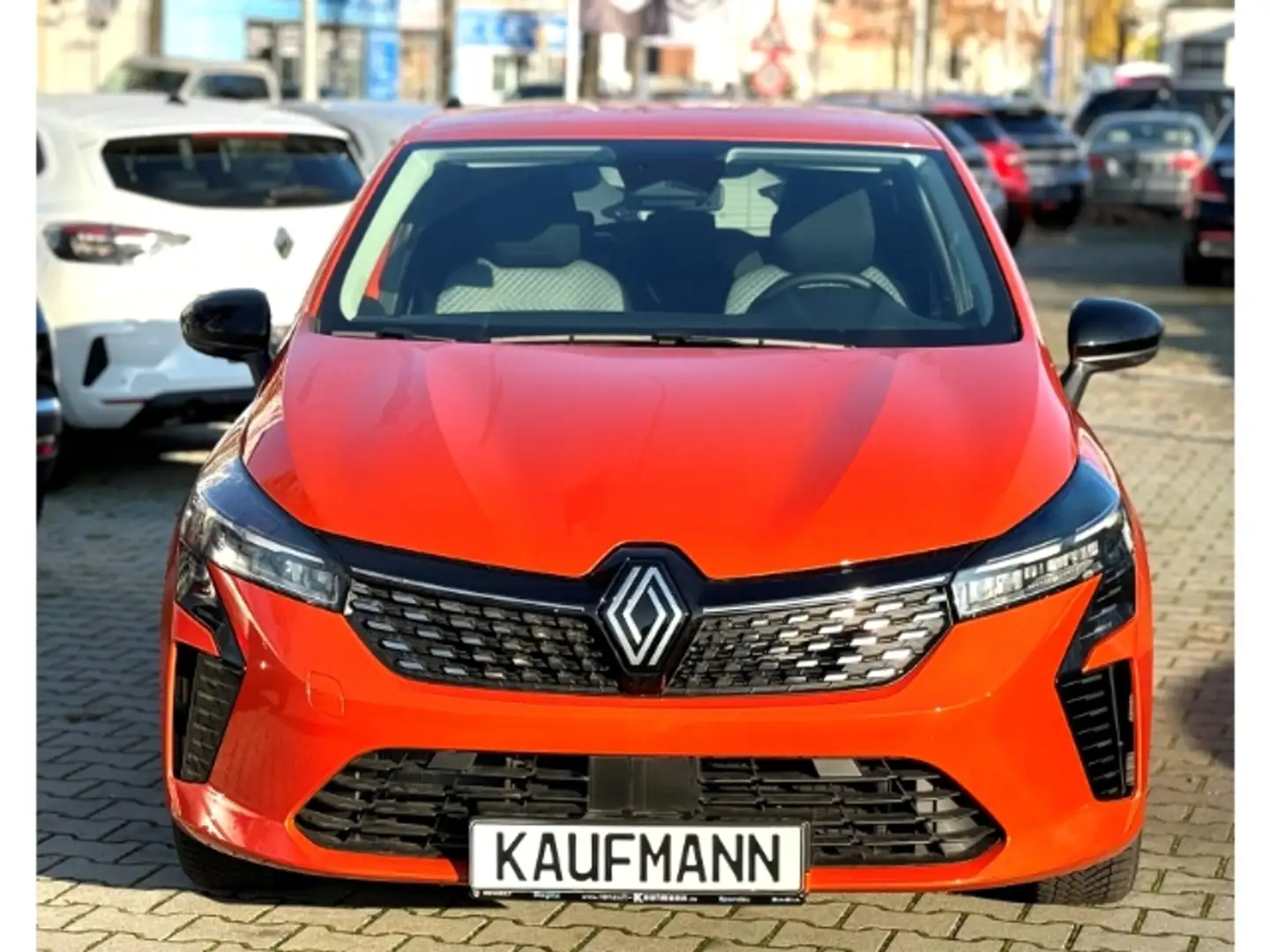 Renault Clio V Evolution 1.6 E-TECH Hybrid 145 Kamera/Allwetter Orange - 2
