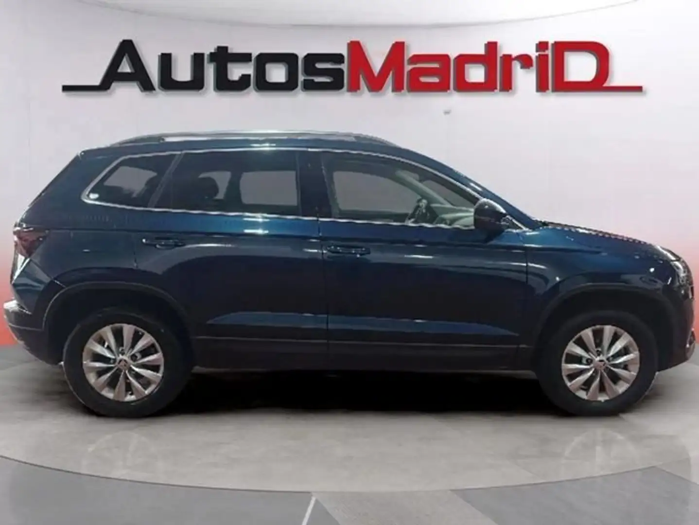 Skoda Karoq 2.0TDI AdBlue Style 4x4 DSG 110kW Azul - 2