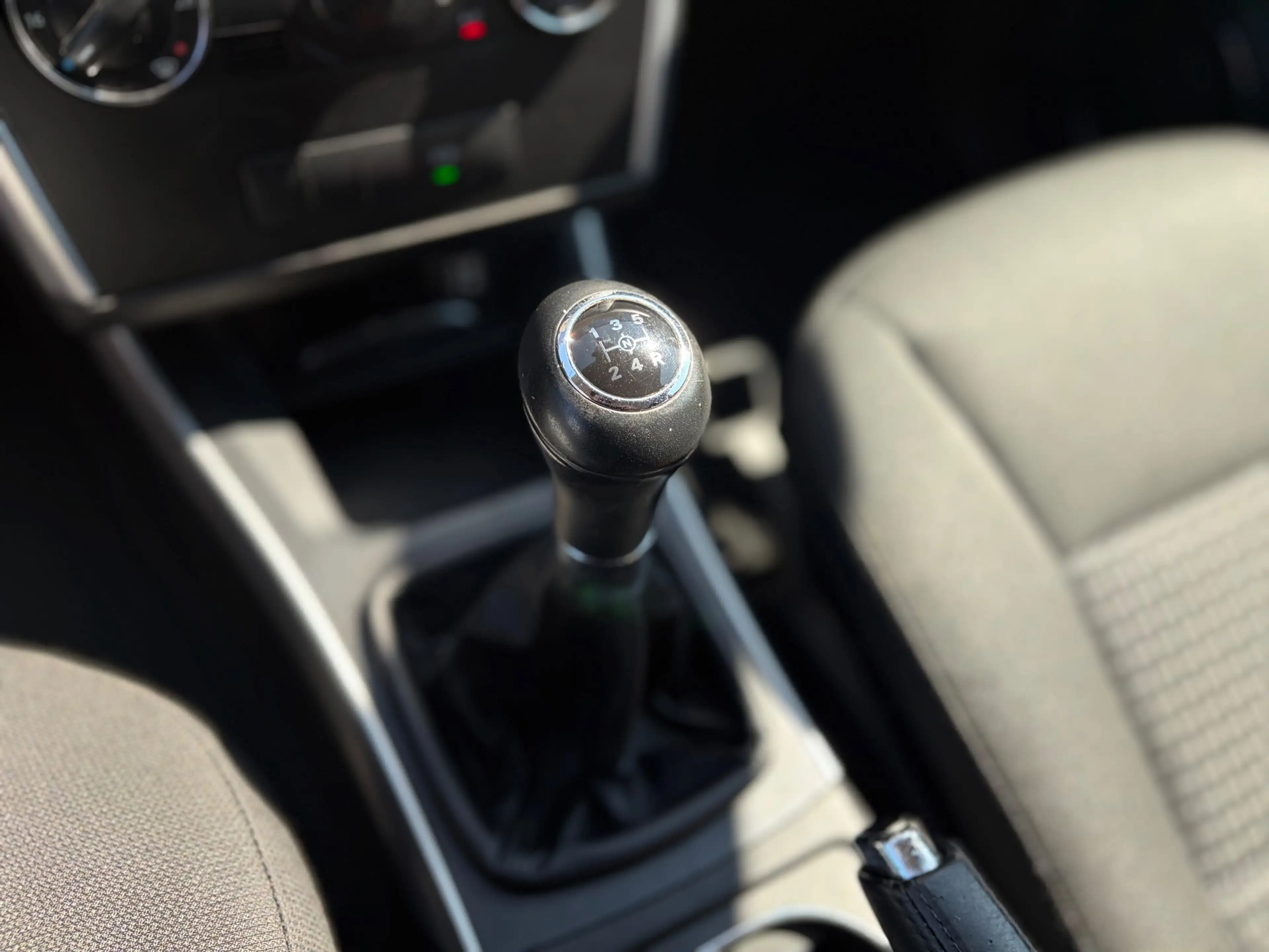 Mercedes-Benz B 160 BlueEFFICIENCY Business Class — photo 37