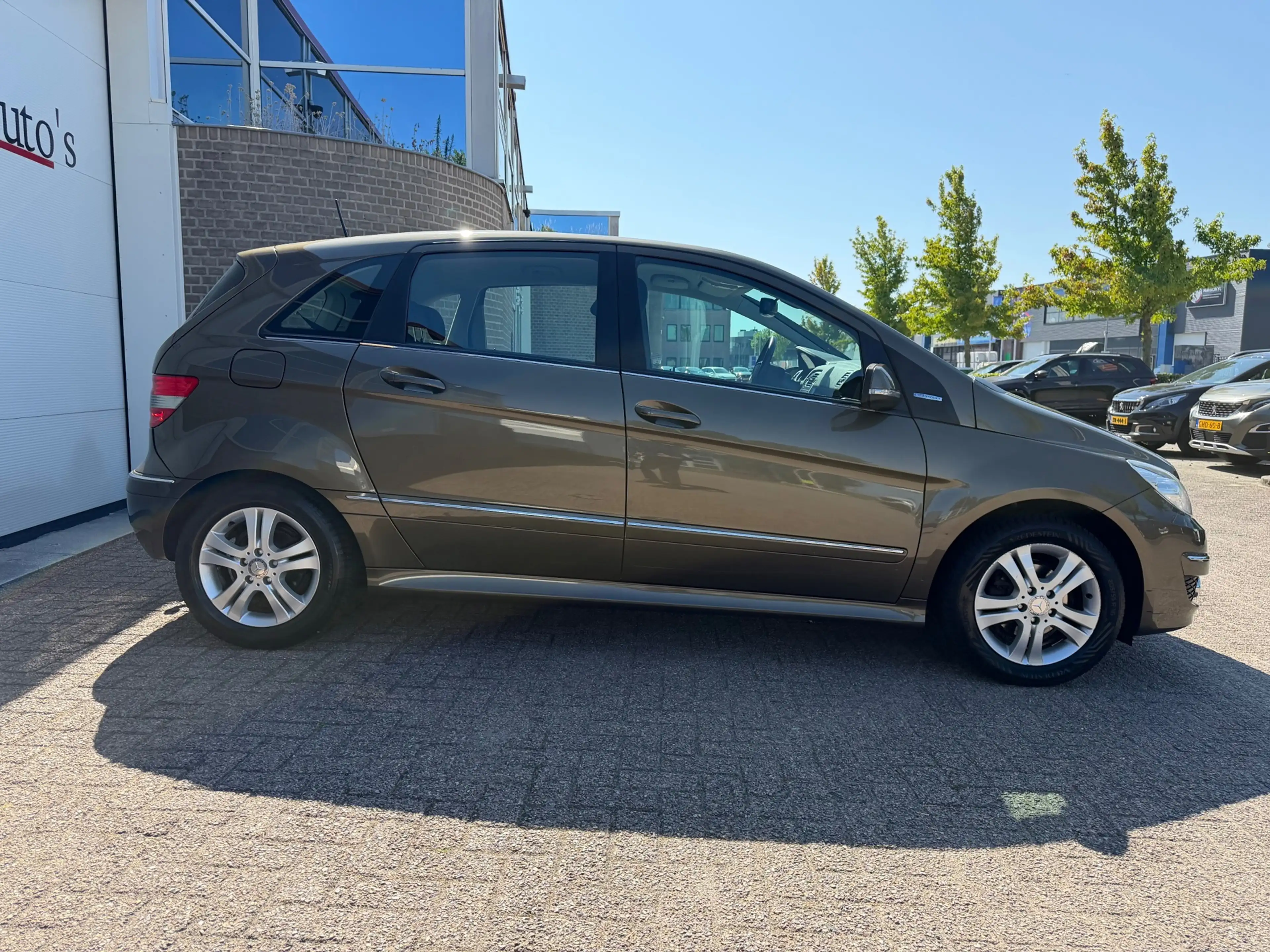 Mercedes-Benz B 160 BlueEFFICIENCY Business Class — photo 16