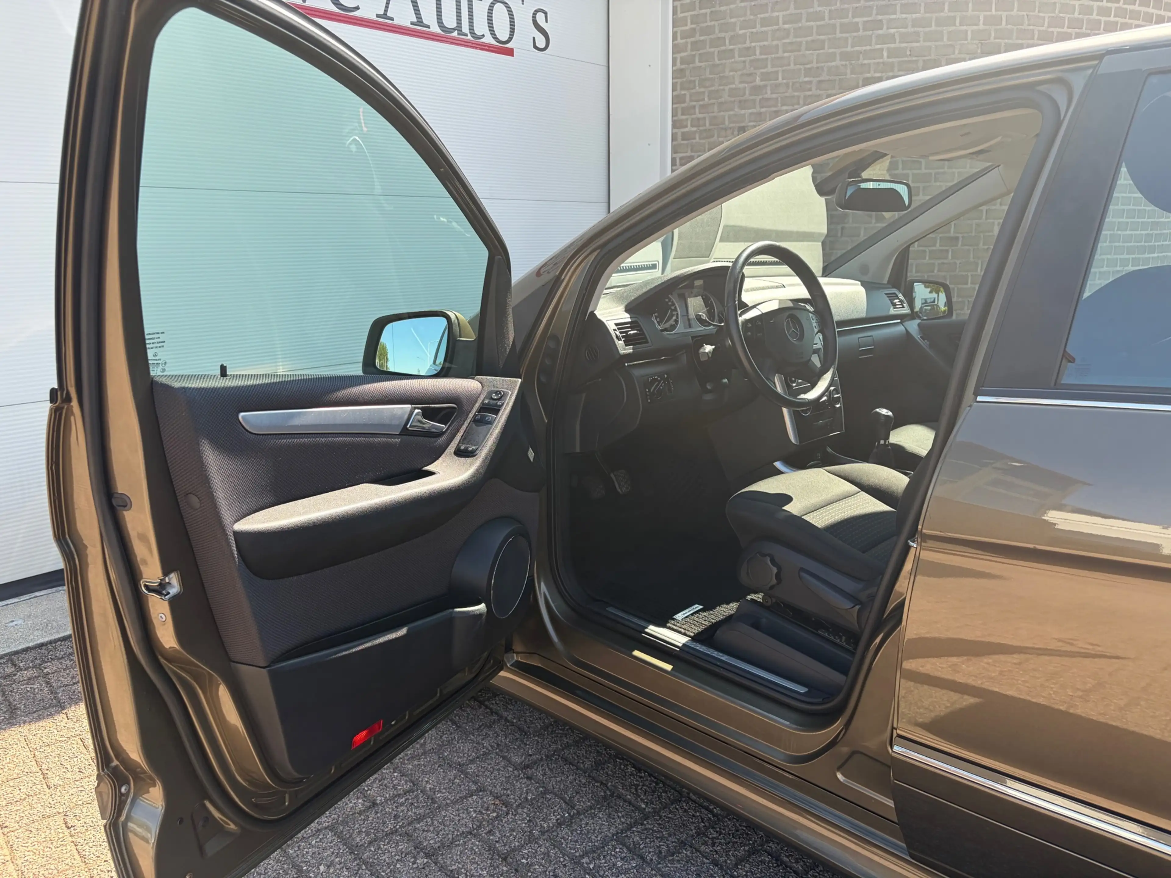 Mercedes-Benz B 160 BlueEFFICIENCY Business Class — photo 19