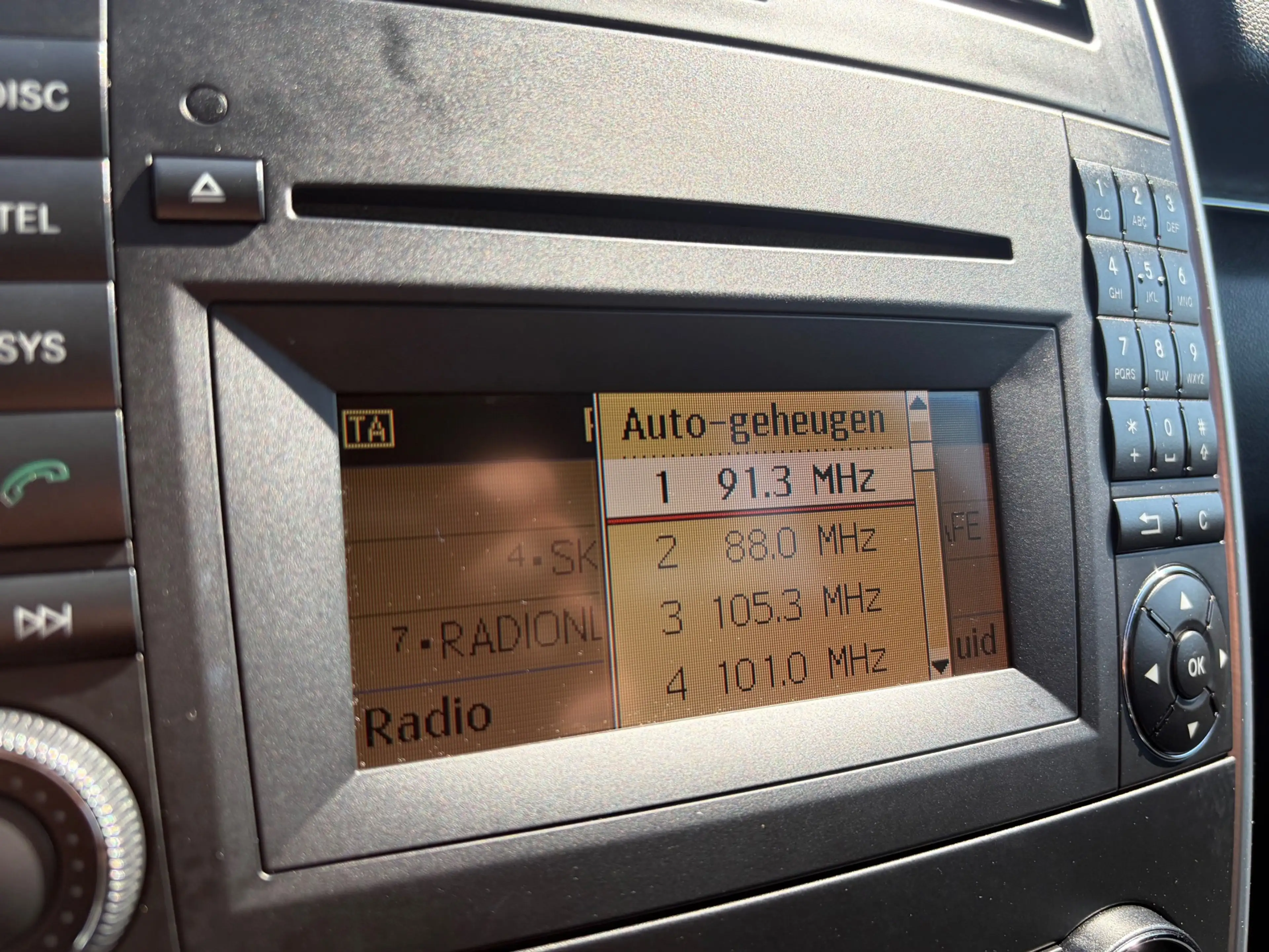 Mercedes-Benz B 160 BlueEFFICIENCY Business Class — photo 33