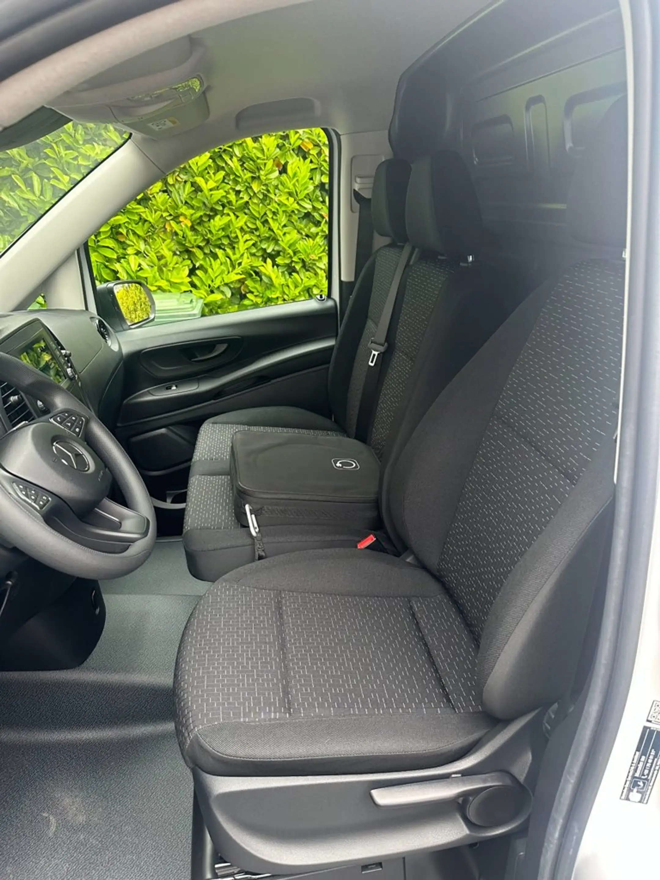 Mercedes-Benz Vito EVITO EVito 112 L2 85KW 60kWh Cruisecontrole Achte — photo 6