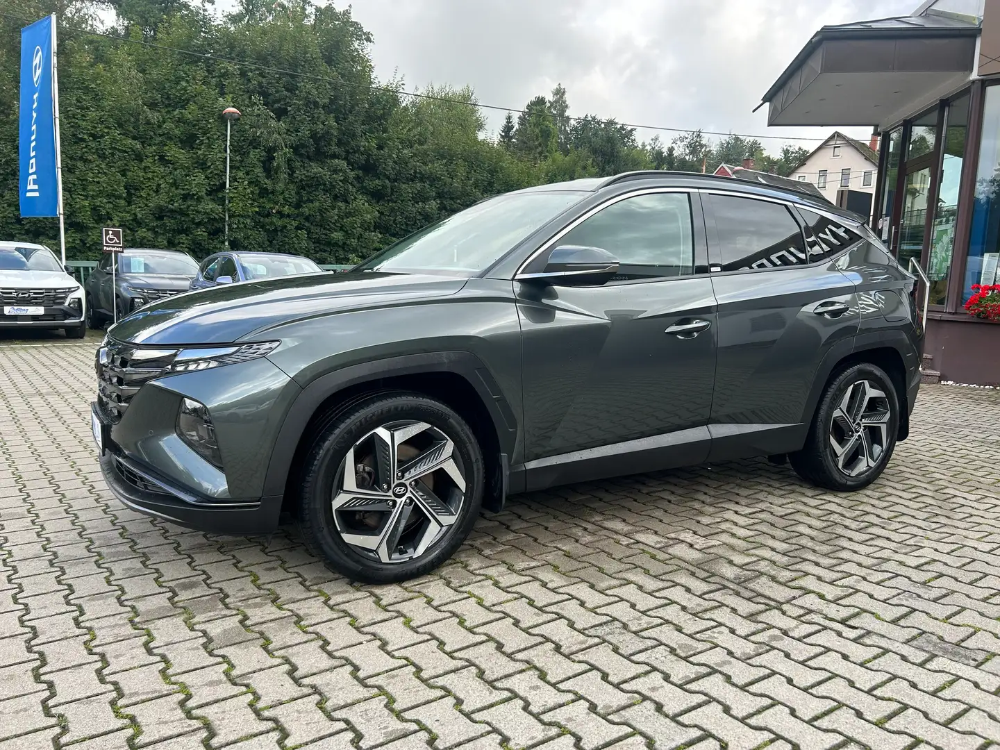 Hyundai TUCSON Trend Plug-In Hybrid 4WD Gris - 2