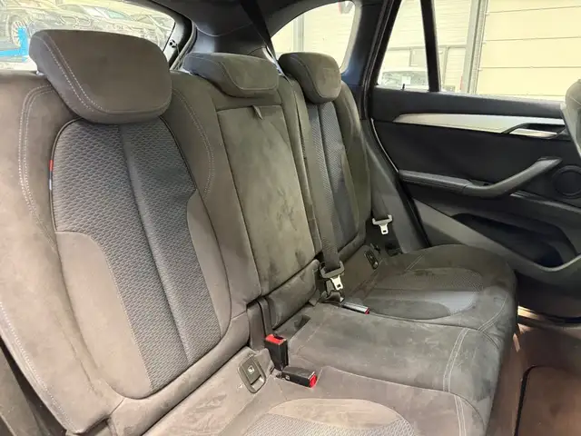 BMW X1 view 14