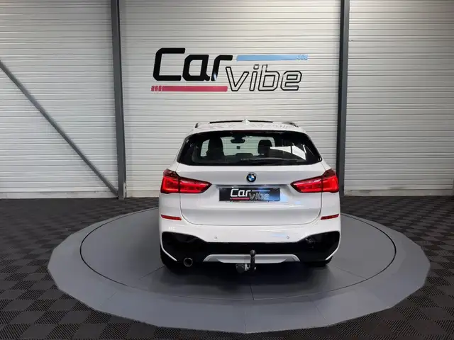 BMW X1 view 5
