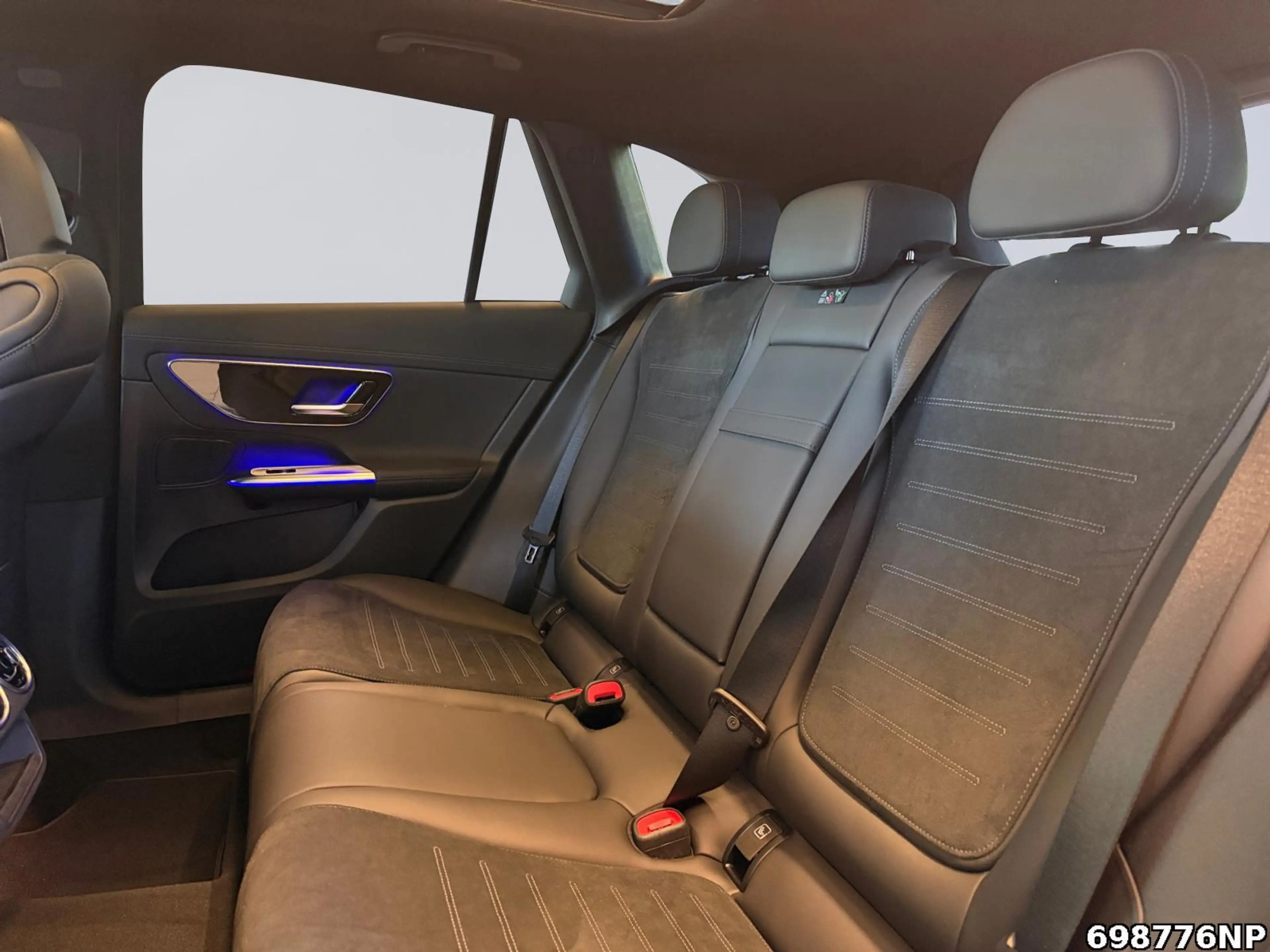 Mercedes-Benz GLC 220 d 4MATIC EDITION+PANO+20"+360°+AHK+NIGHT — photo 11