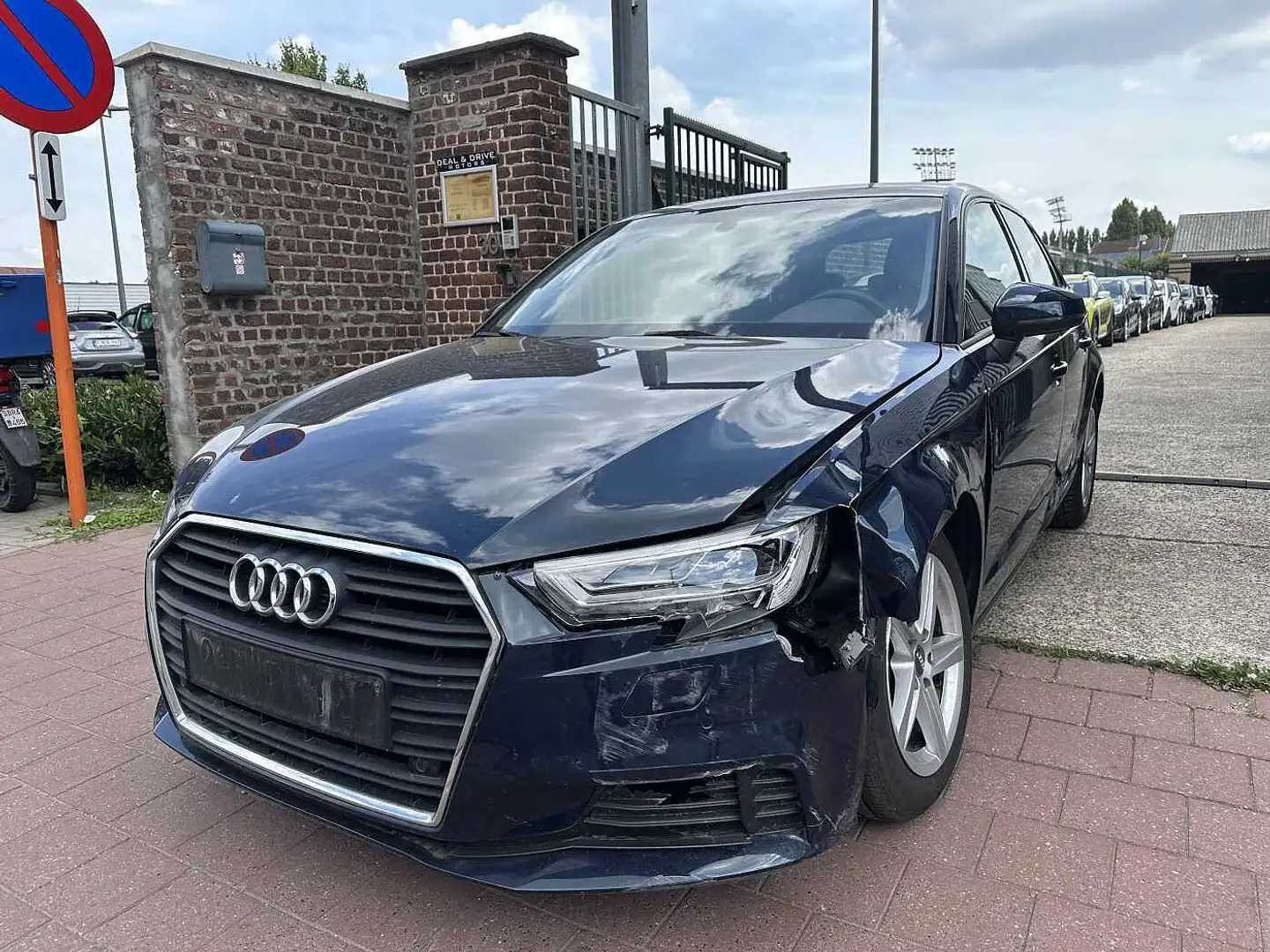 Audi A3 SPORTBACK 30 TFSI MET 40DKM HANDELAARS & EXPORT Blauw - 1