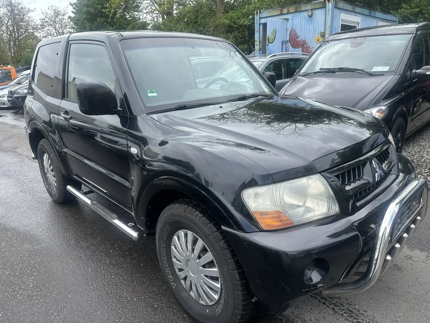 Mitsubishi Pajero 3.2 DI-D Classic KLIMA TÜV 03.2026 Negro - 1