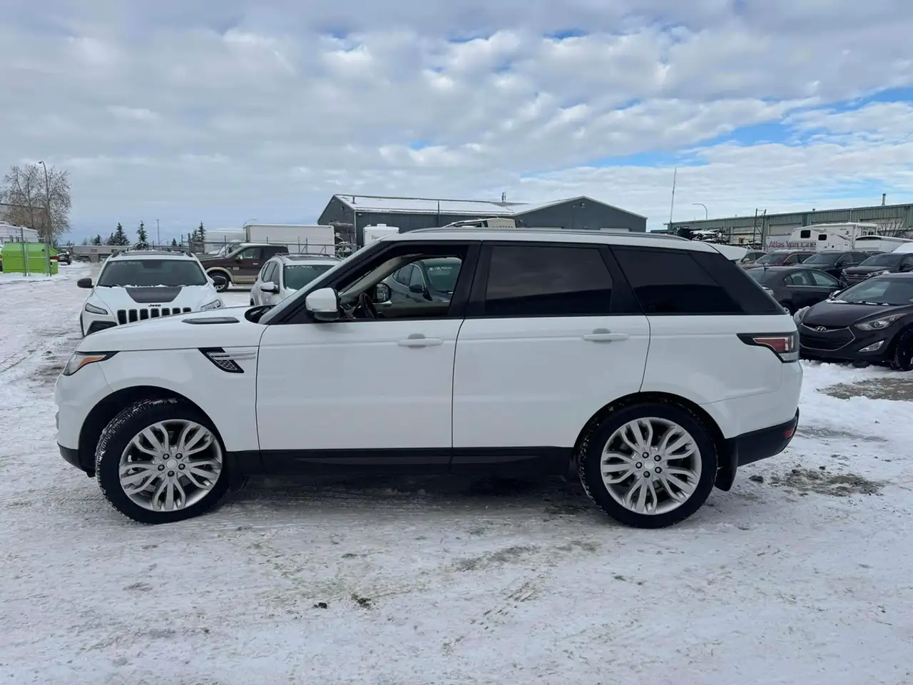 Land Rover Range Rover Sport photo Land Rover Range Rover Sport