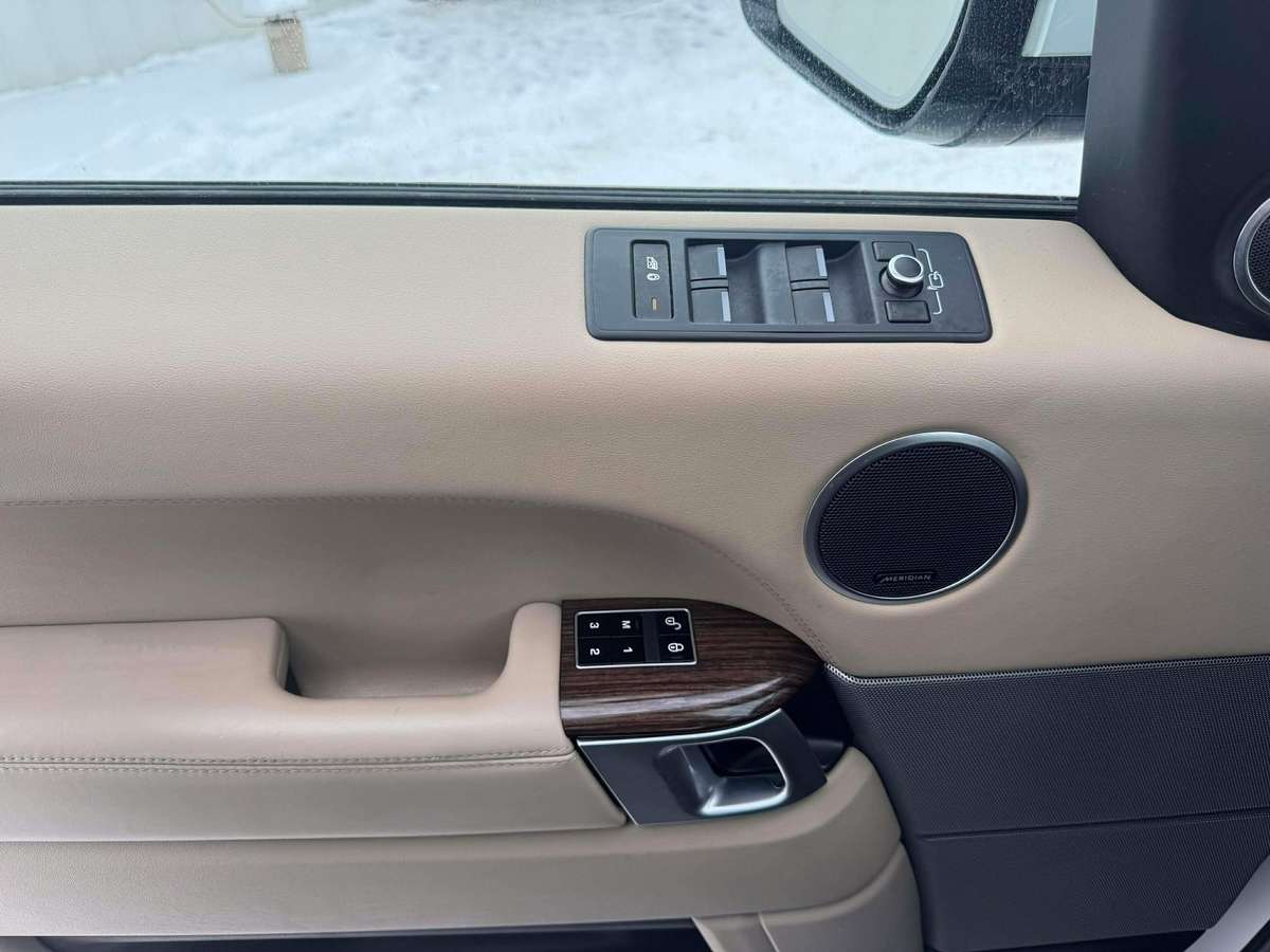 2014 Land Rover Range Rover Sport HSE thumb 17