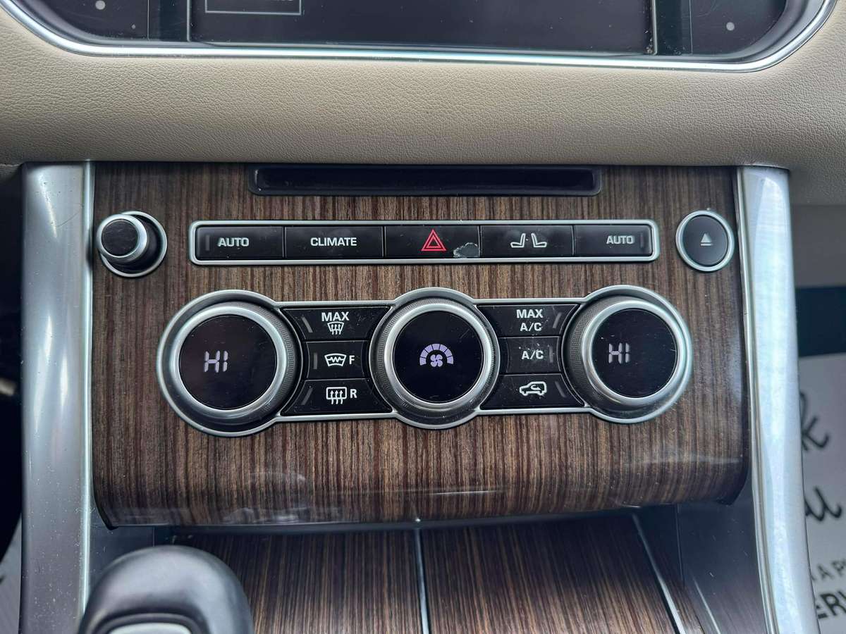 2014 Land Rover Range Rover Sport HSE thumb 15