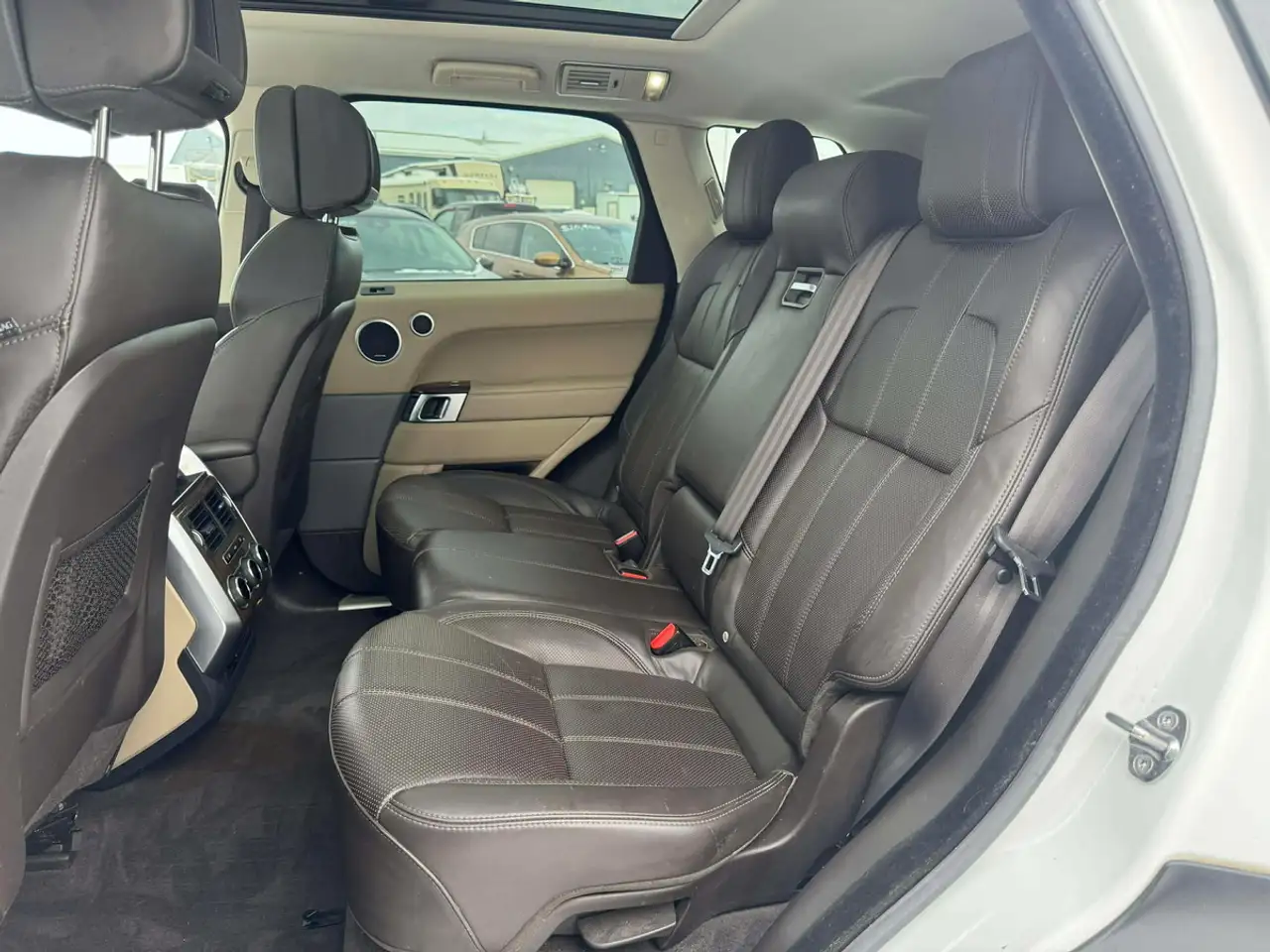 Land Rover Range Rover Sport photo Land Rover Range Rover Sport