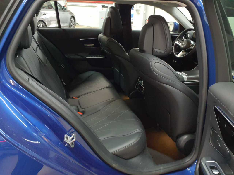 Mercedes-Benz C 300 C 300 e T 9G- Ava AHK PANO Assi+ BusiP — photo 14