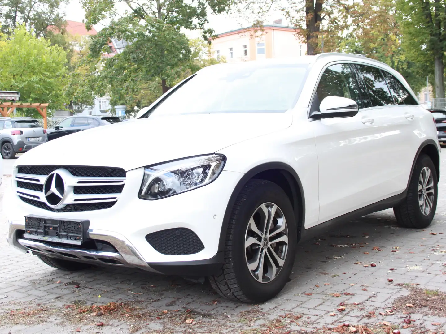 Mercedes-Benz GLC 220 GLC Diesel d 4Matic 9G-TRONIC Exclusive Weiß - 2