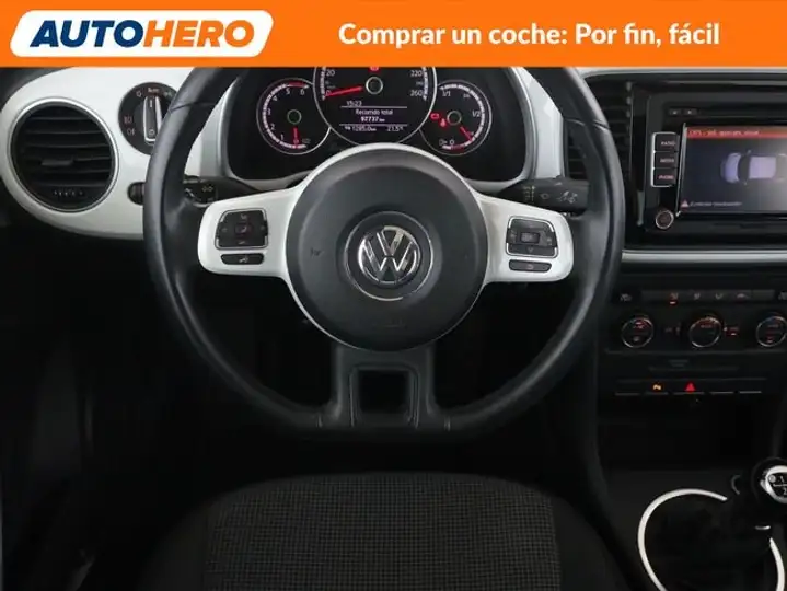 Volkswagen Beetle 1.6 TDI Design 2015, foto 22