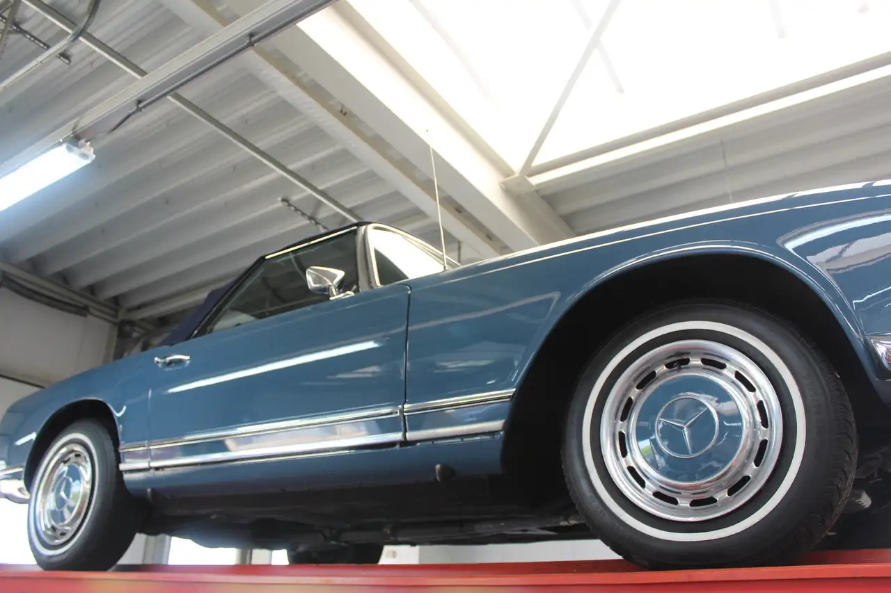 Mercedes-Benz SL 280 Pagode "with manual gearbox" In well-preserved con, foto 7