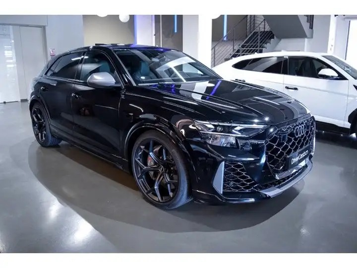 Audi Q8 2025