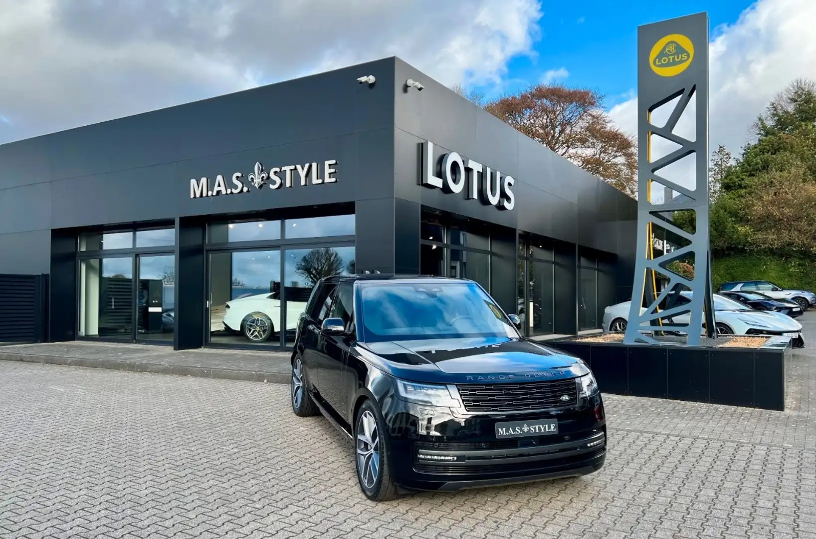 Land Rover Range Rover P460e HSE Schwarz - 1