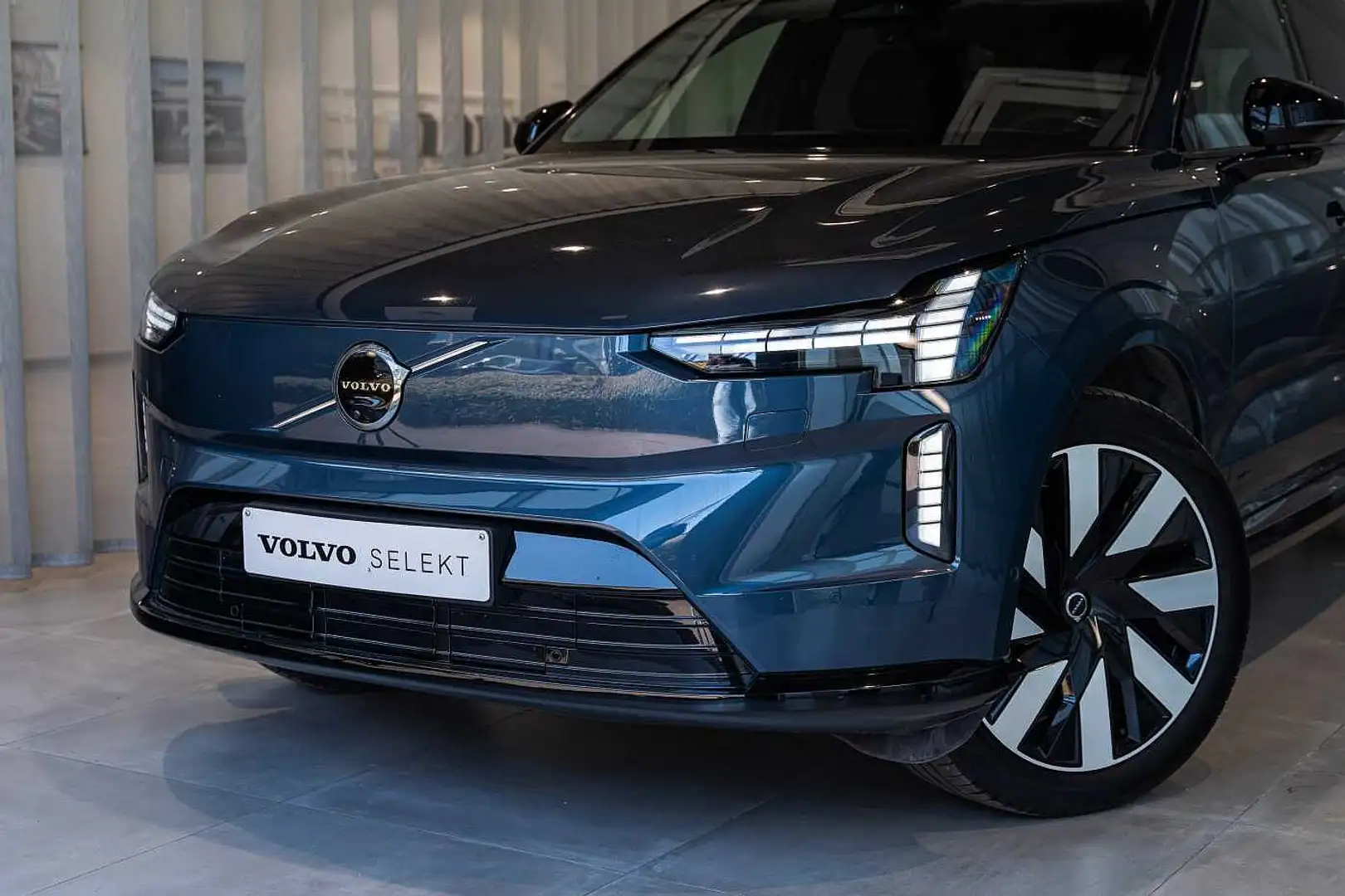 Volvo EX90 Ultra Twin Motor électrique 7 places Albastru - 2