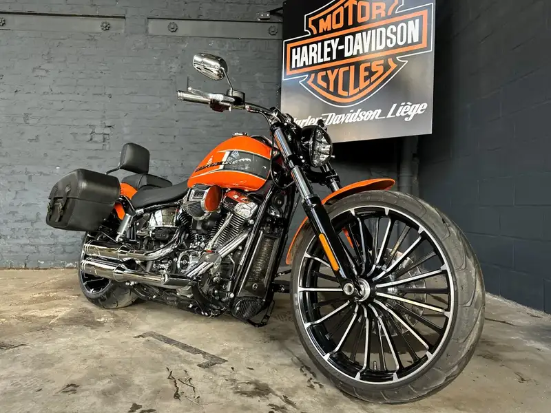 Harley-Davidson Breakout - foto 2