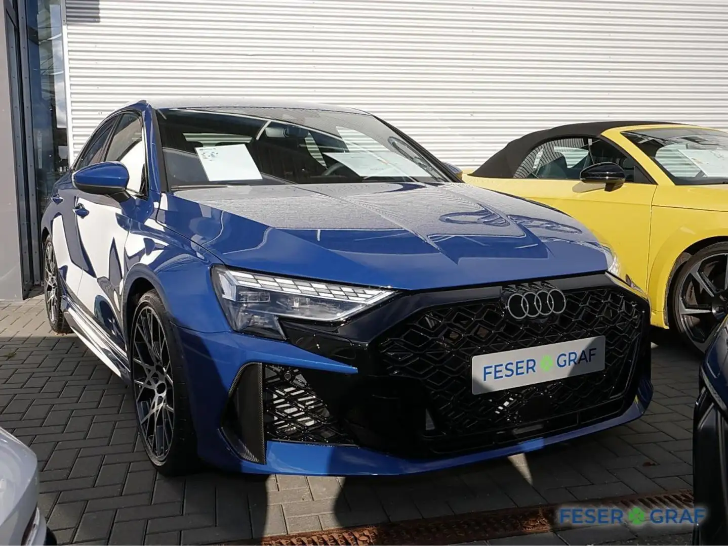 Audi RS3 Limousine S tronic Blau - 2