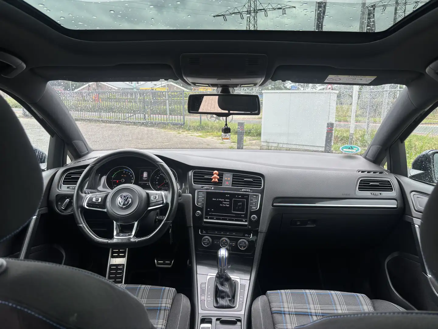 Volkswagen Golf 1.4 TSI GTE Pano Blauw - 1