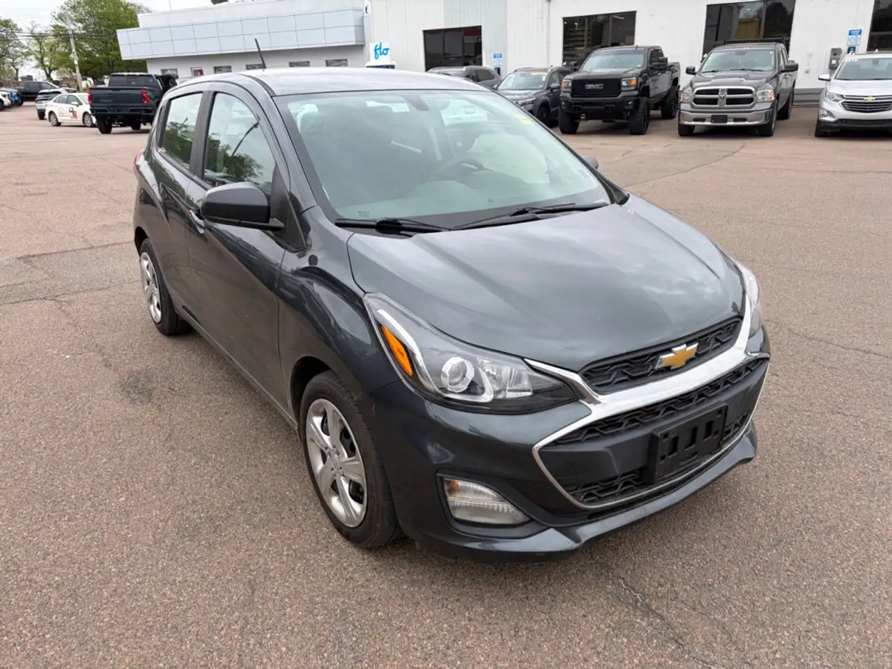 Chevrolet Spark снимка Chevrolet Spark
