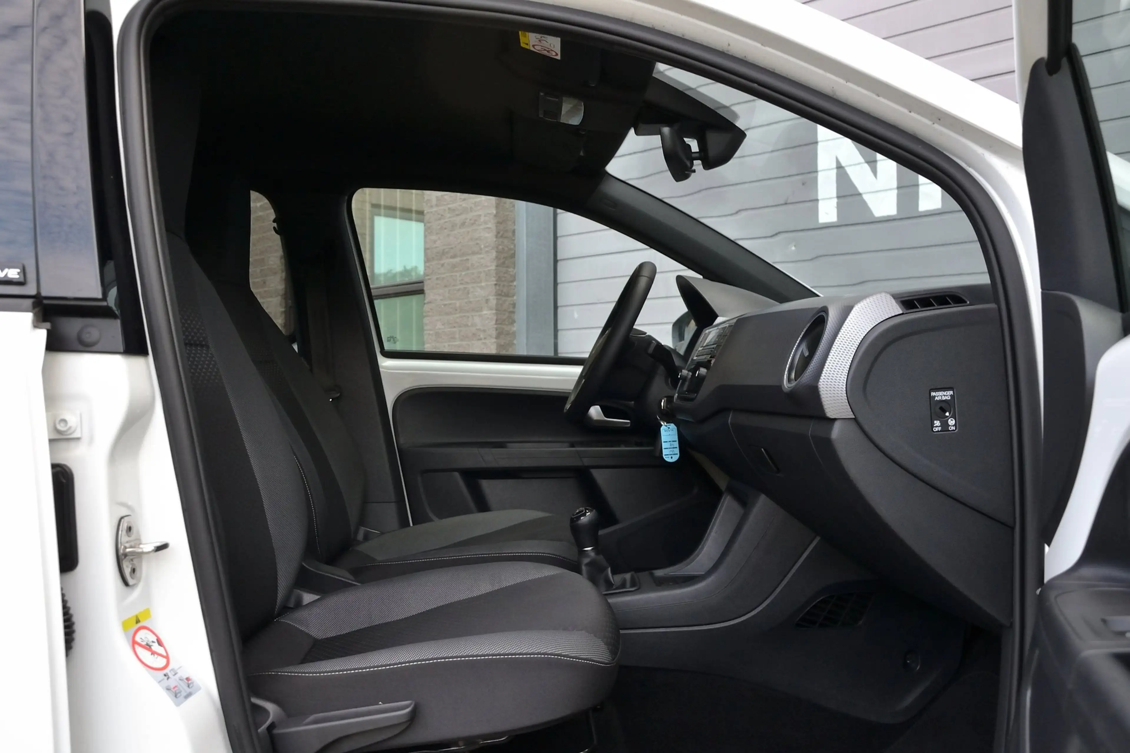 Volkswagen up! 1.0 Move Up! Active | Cruise Control | Stoelverwar — photo 10