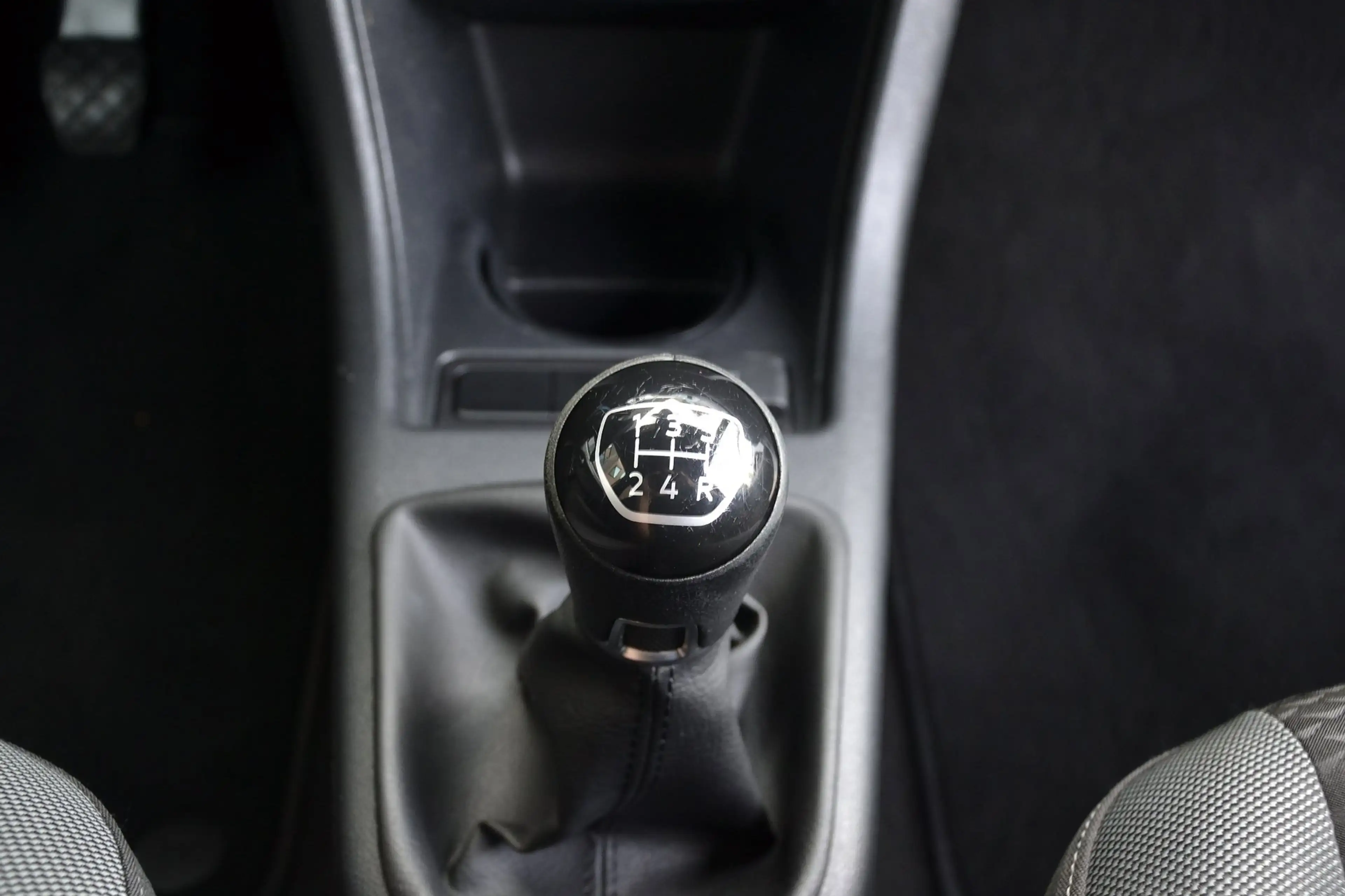Volkswagen up! 1.0 Move Up! Active | Cruise Control | Stoelverwar — photo 16