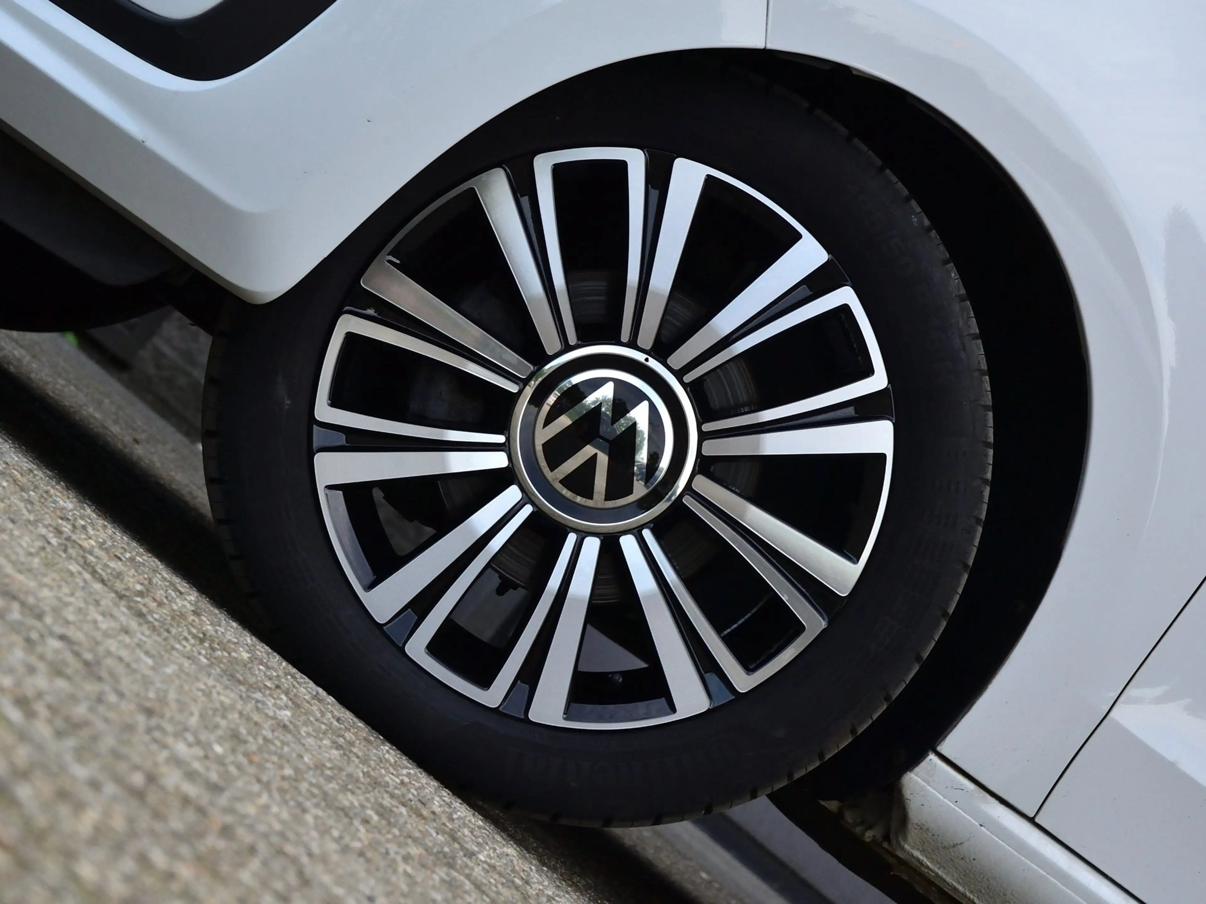 Volkswagen up! 1.0 Move Up! Active | Cruise Control | Stoelverwar — photo 5
