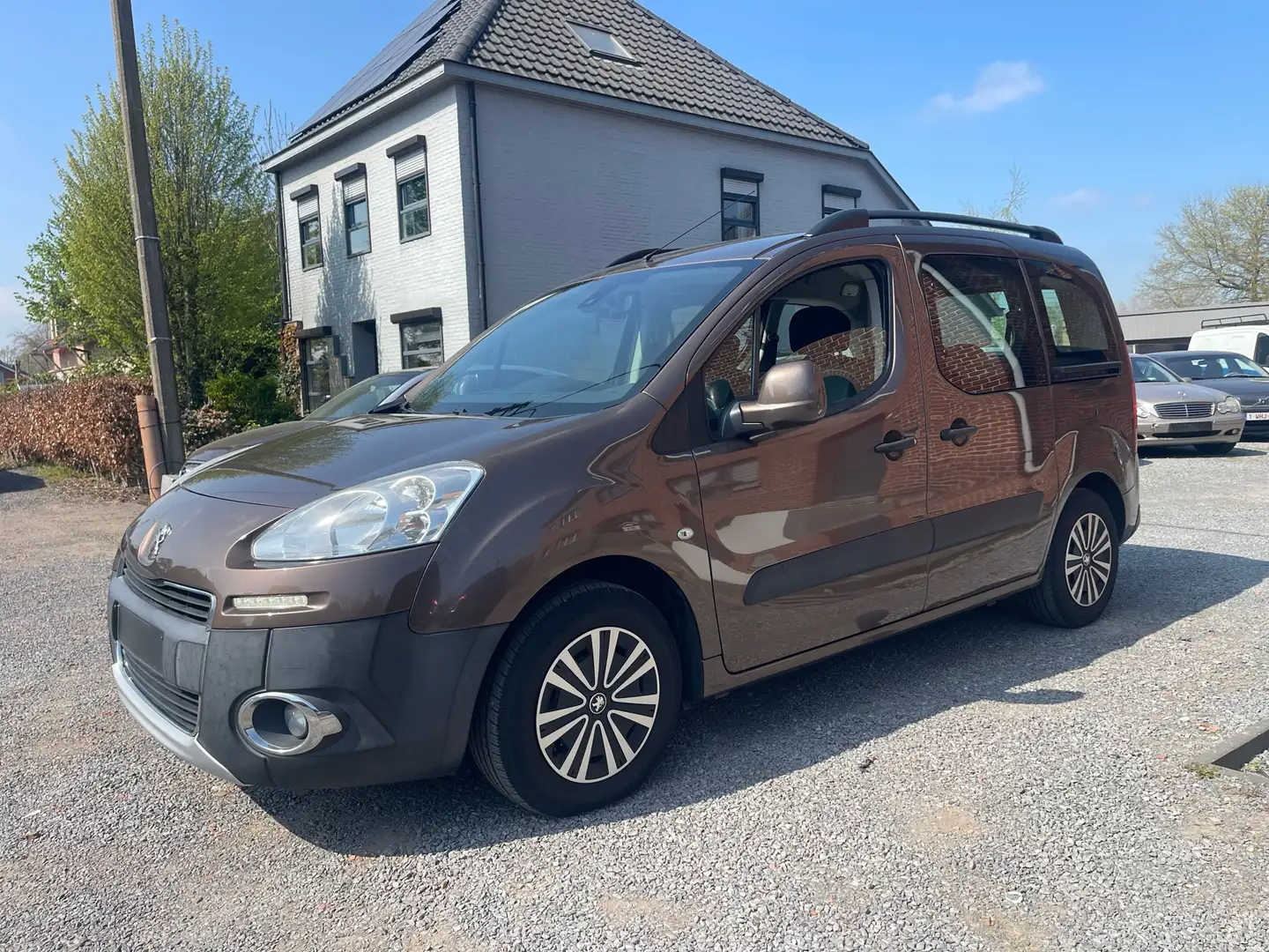 Peugeot Partner Tepee 1.6 e-HDi Airco,Sensoren,LED,... Brun - 2