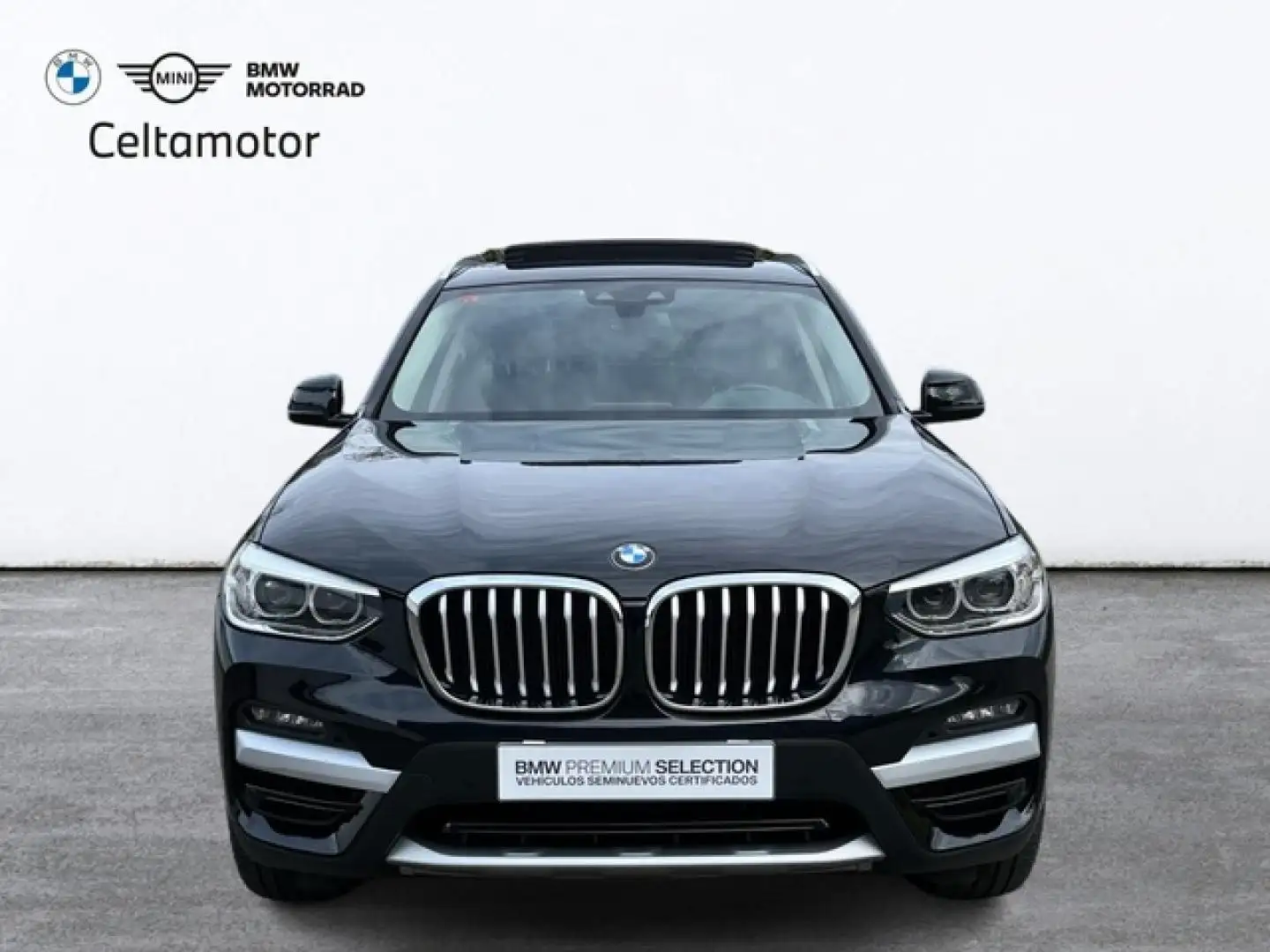 BMW X3 xDrive 20dA Schwarz - 2