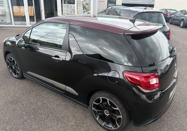 Citroen DS3 view 3