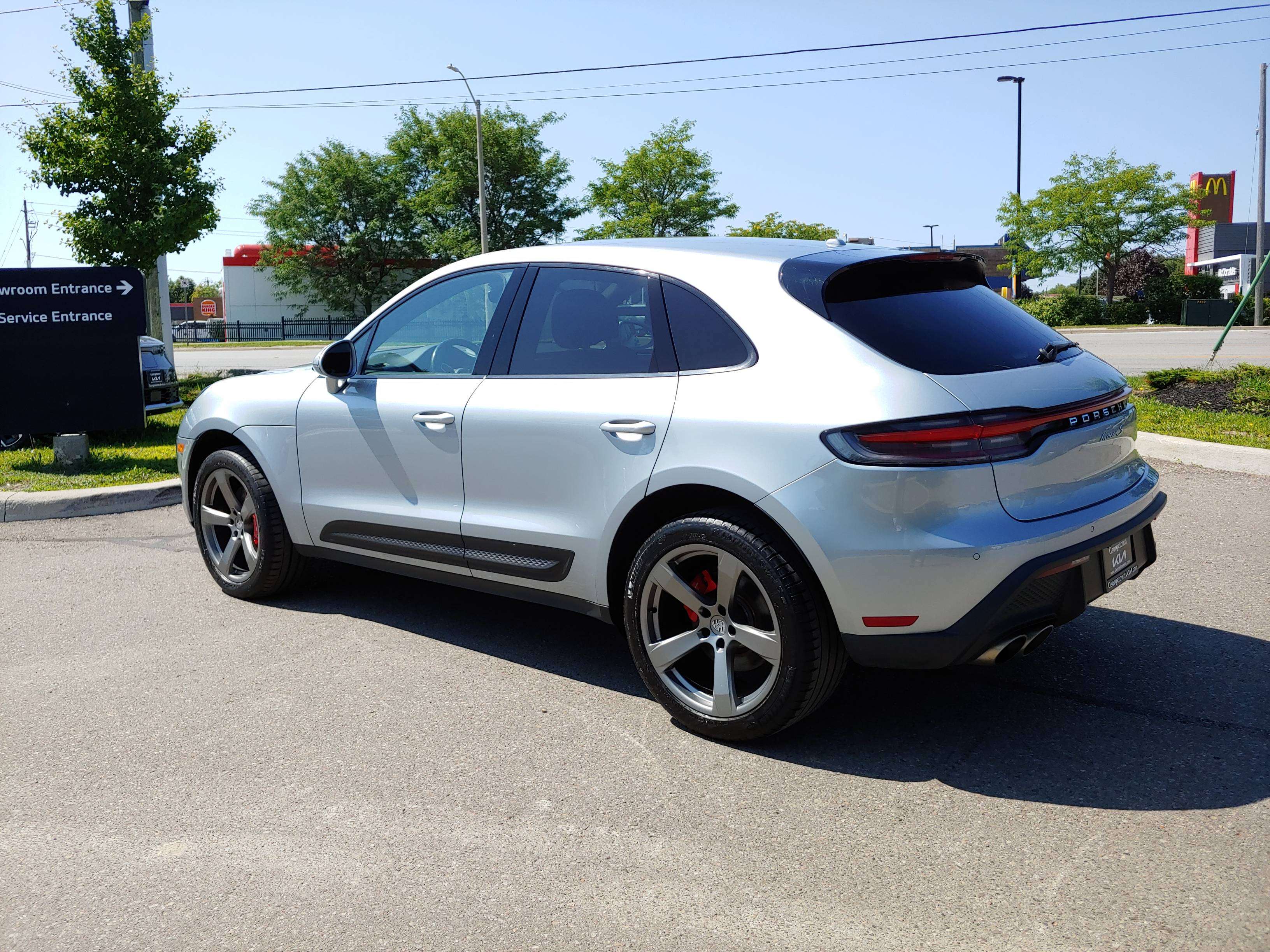2023 Porsche Macan