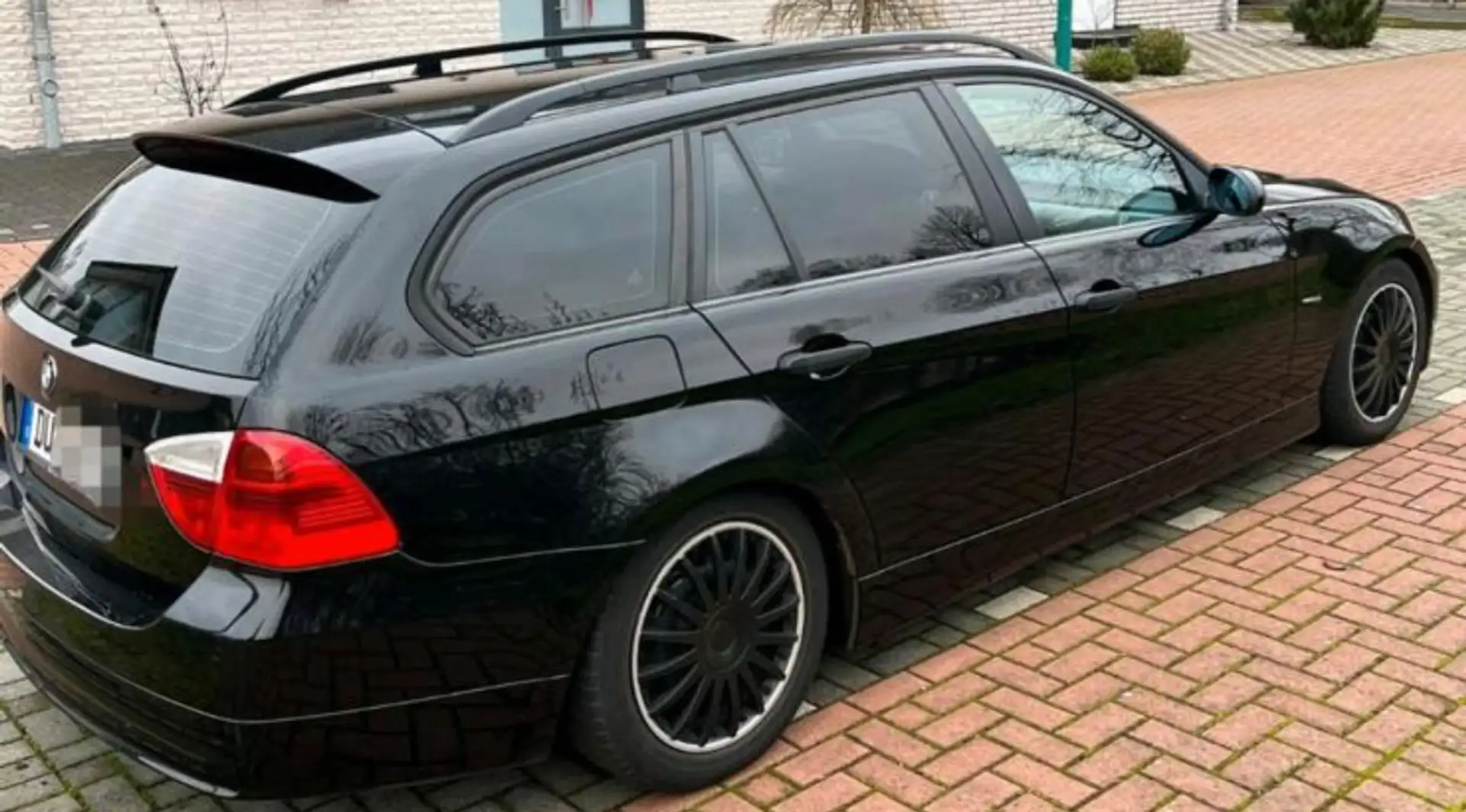 BMW 320 320i Touring Automatik, elek. Anhängerkupplung,SH - 2
