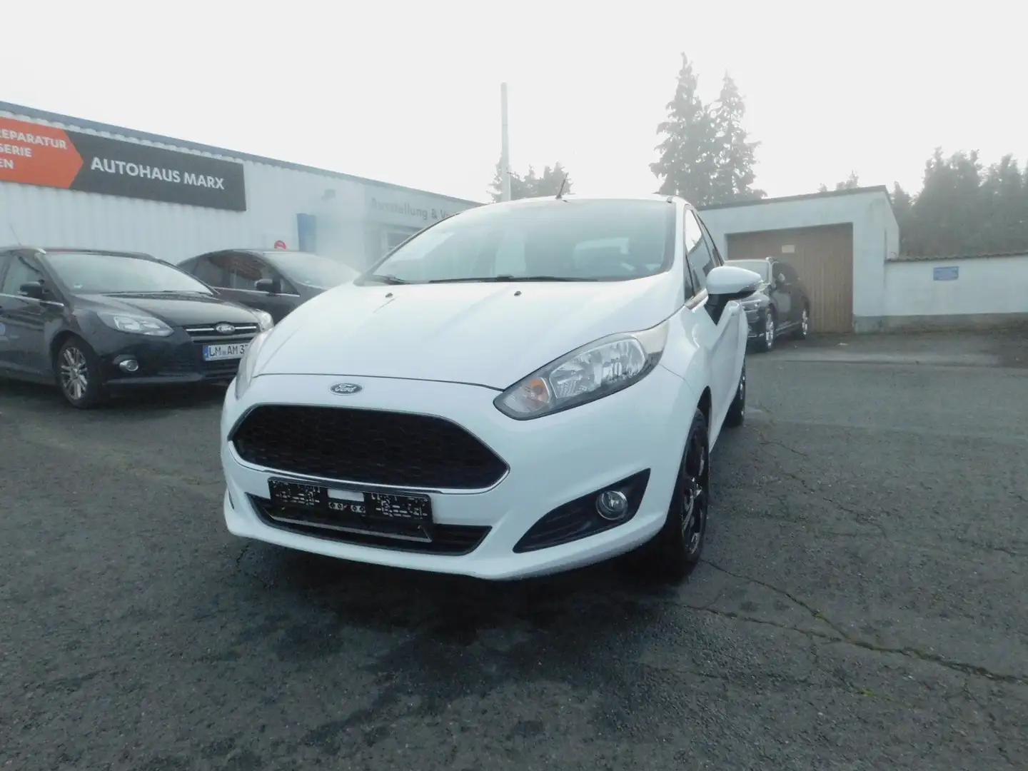 Ford Fiesta Celebration Weiß - 1