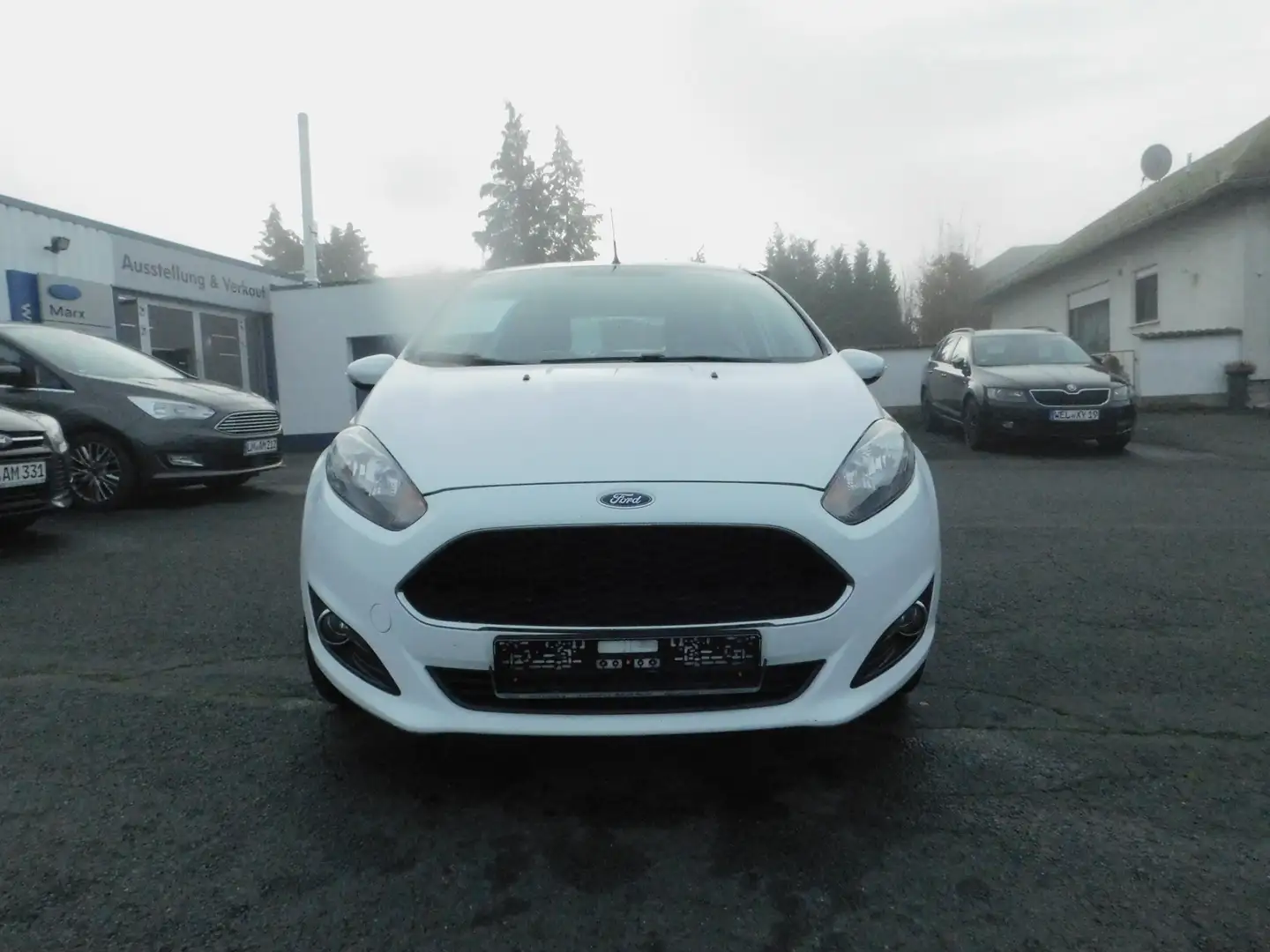 Ford Fiesta Celebration Weiß - 2